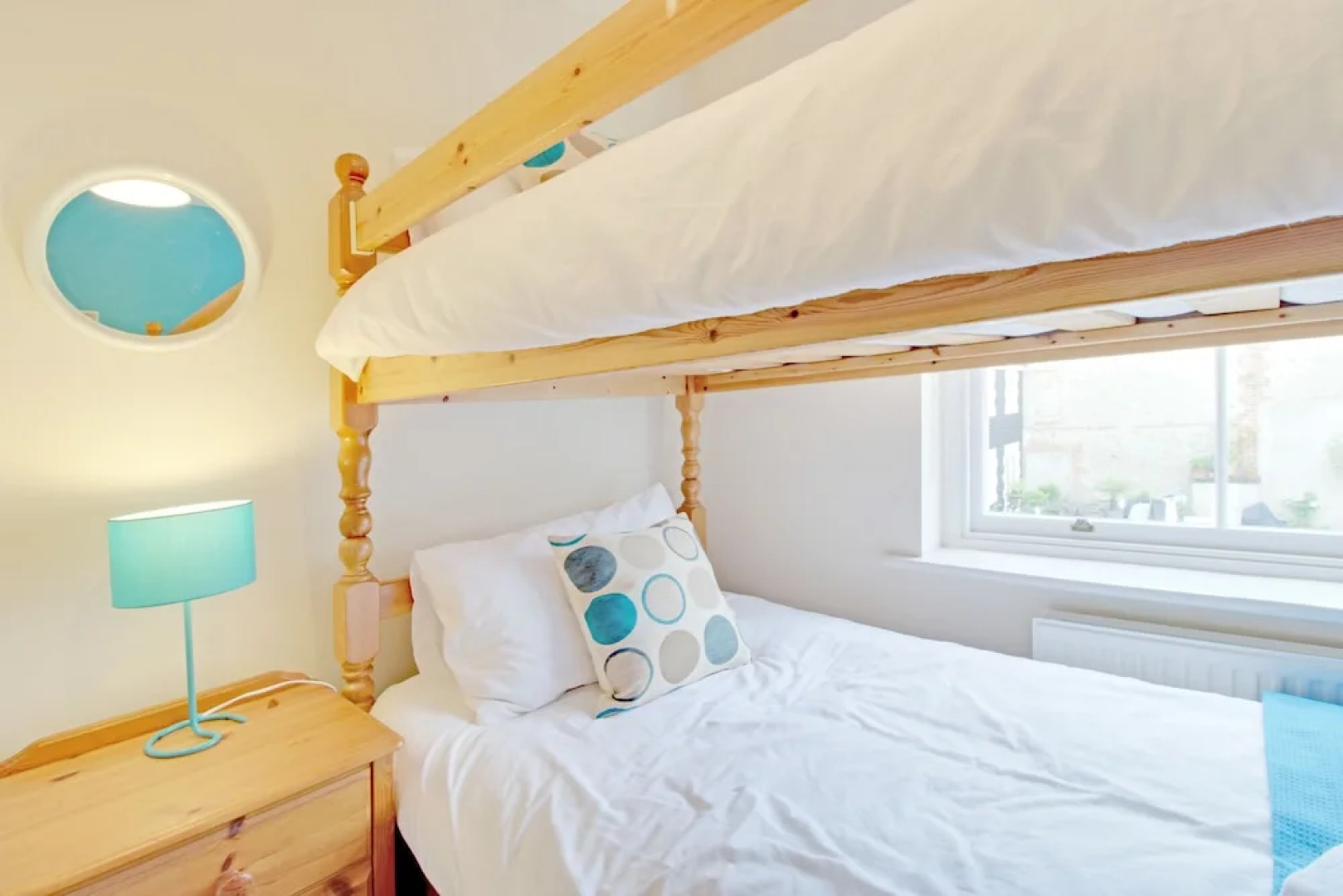 Brighton Getaways - Beach Lodge House