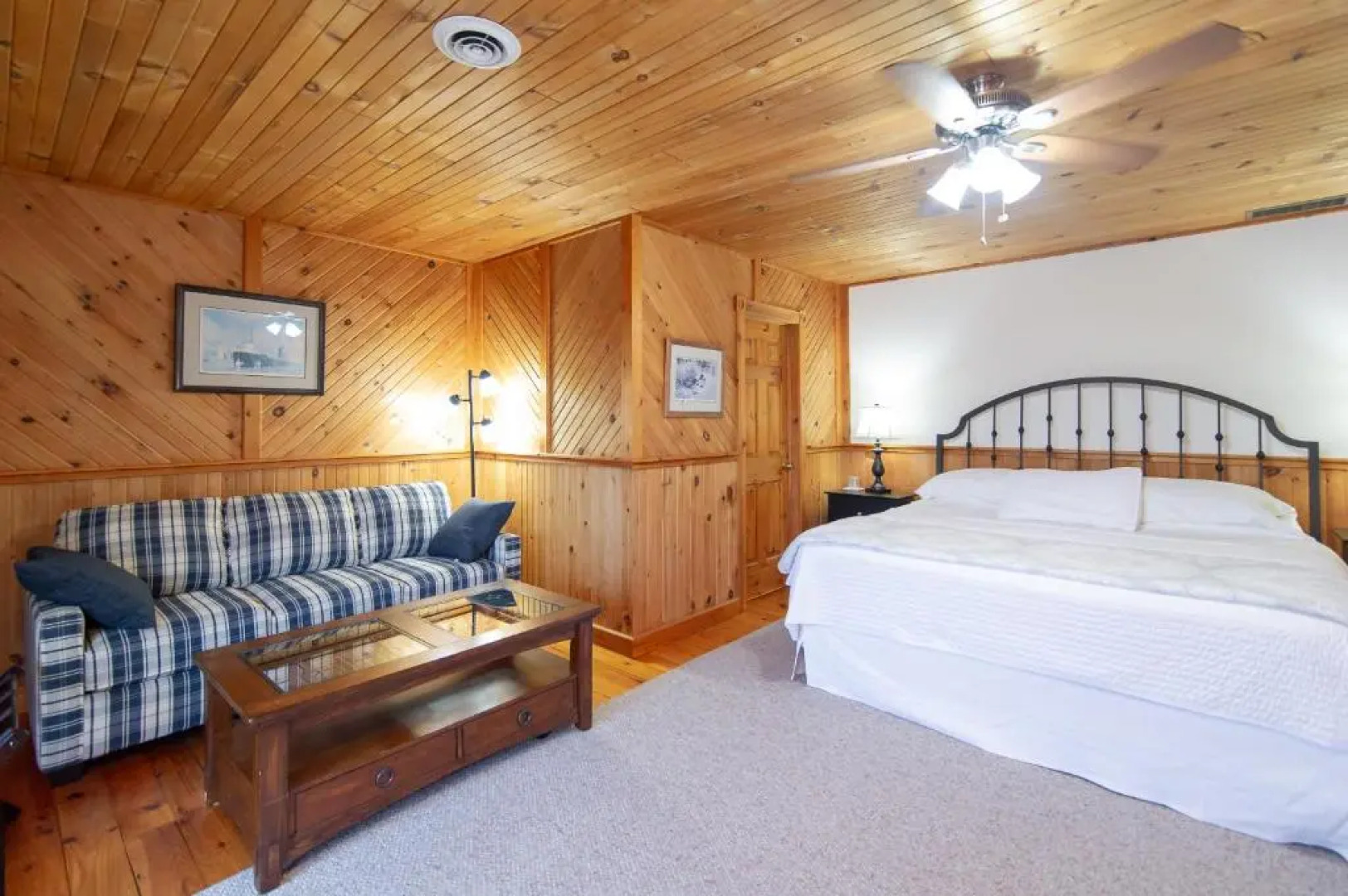 Bye the Bay Bed and Breakfast