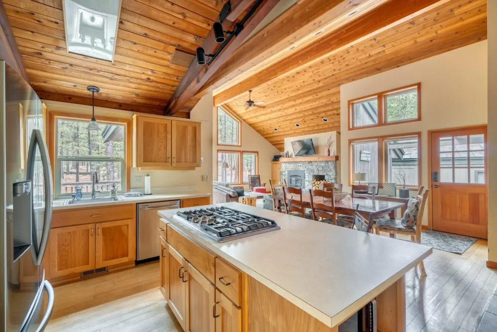 NEW Winter Retreat at Black Butte Ranch