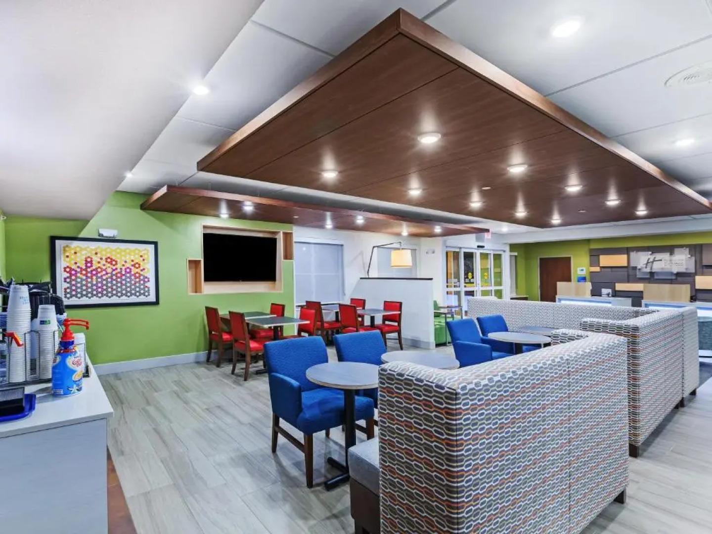 Holiday Inn Express Hotel & Suites Dallas Lewisville by IHG