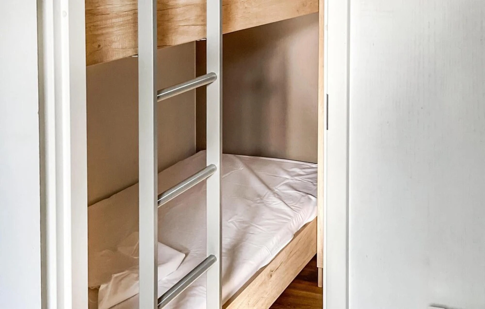 Awesome Home in Oosterwolde With Wifi and 2 Bedrooms