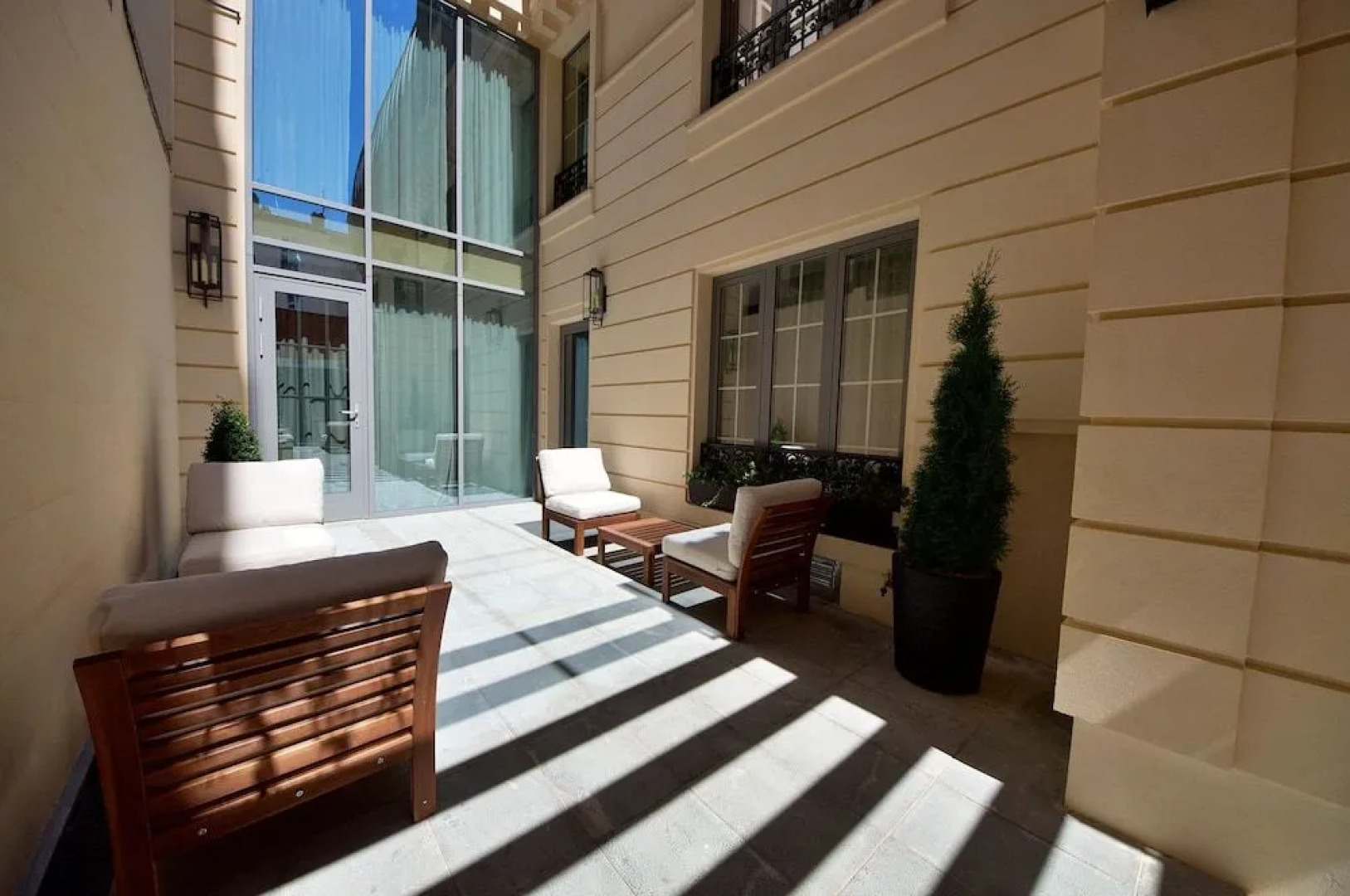 Hotel Particulier La Defense - Boutique Hotel Paris