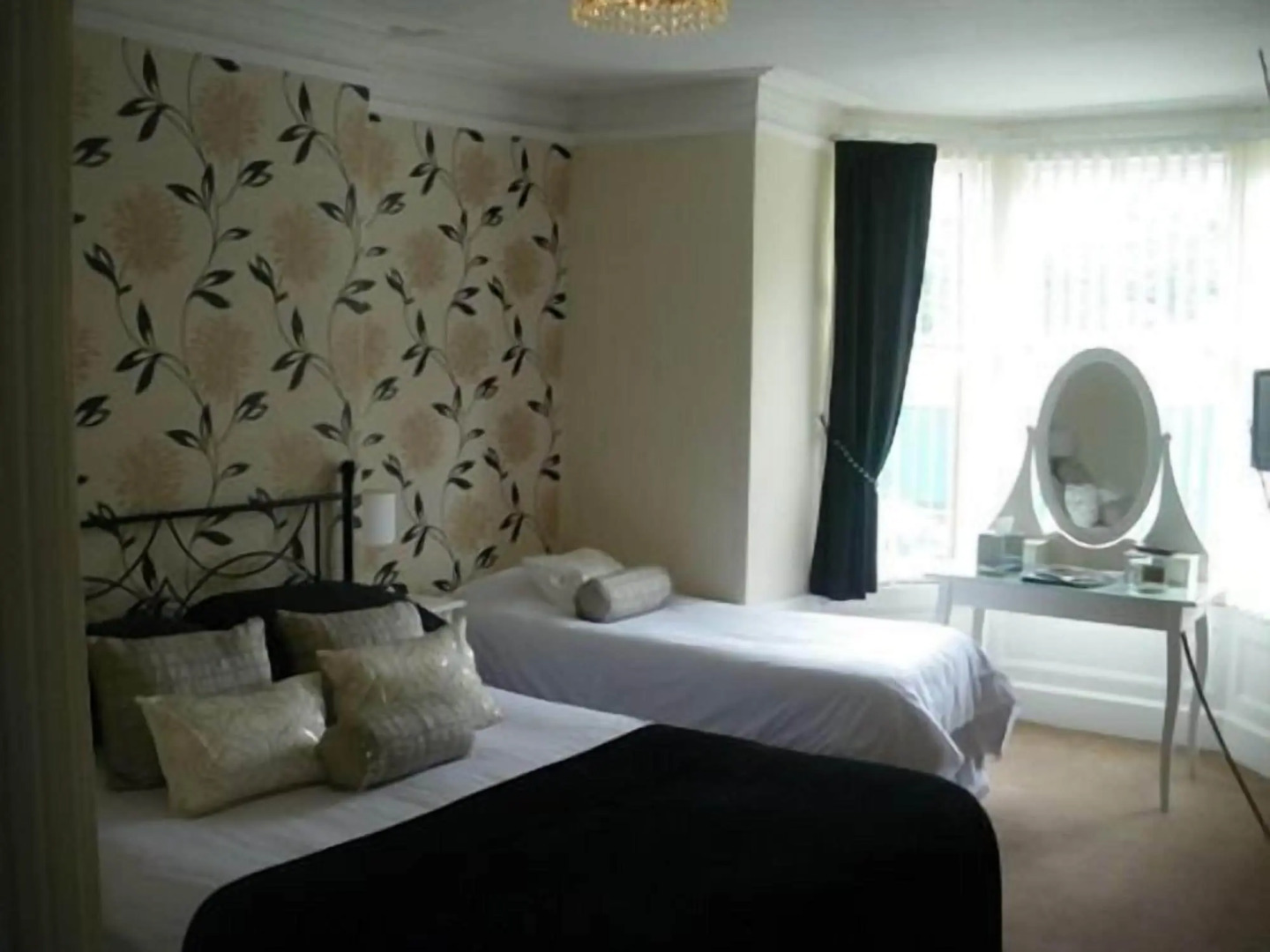 Castle Gate Guest House