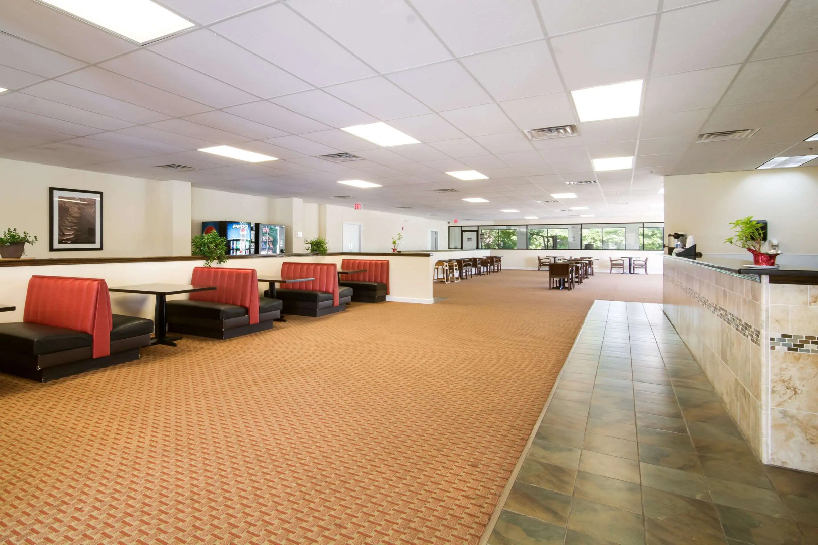 North Aurora Inn & Studio