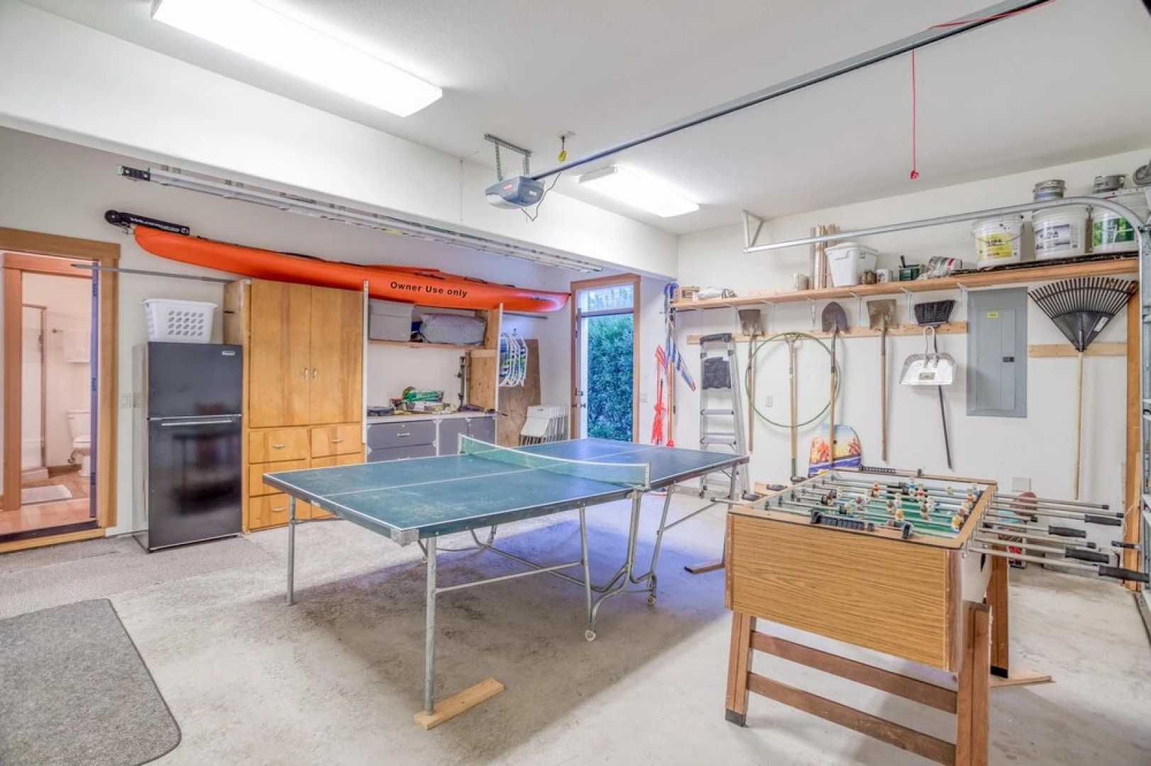 Short Walks (MCA 983)