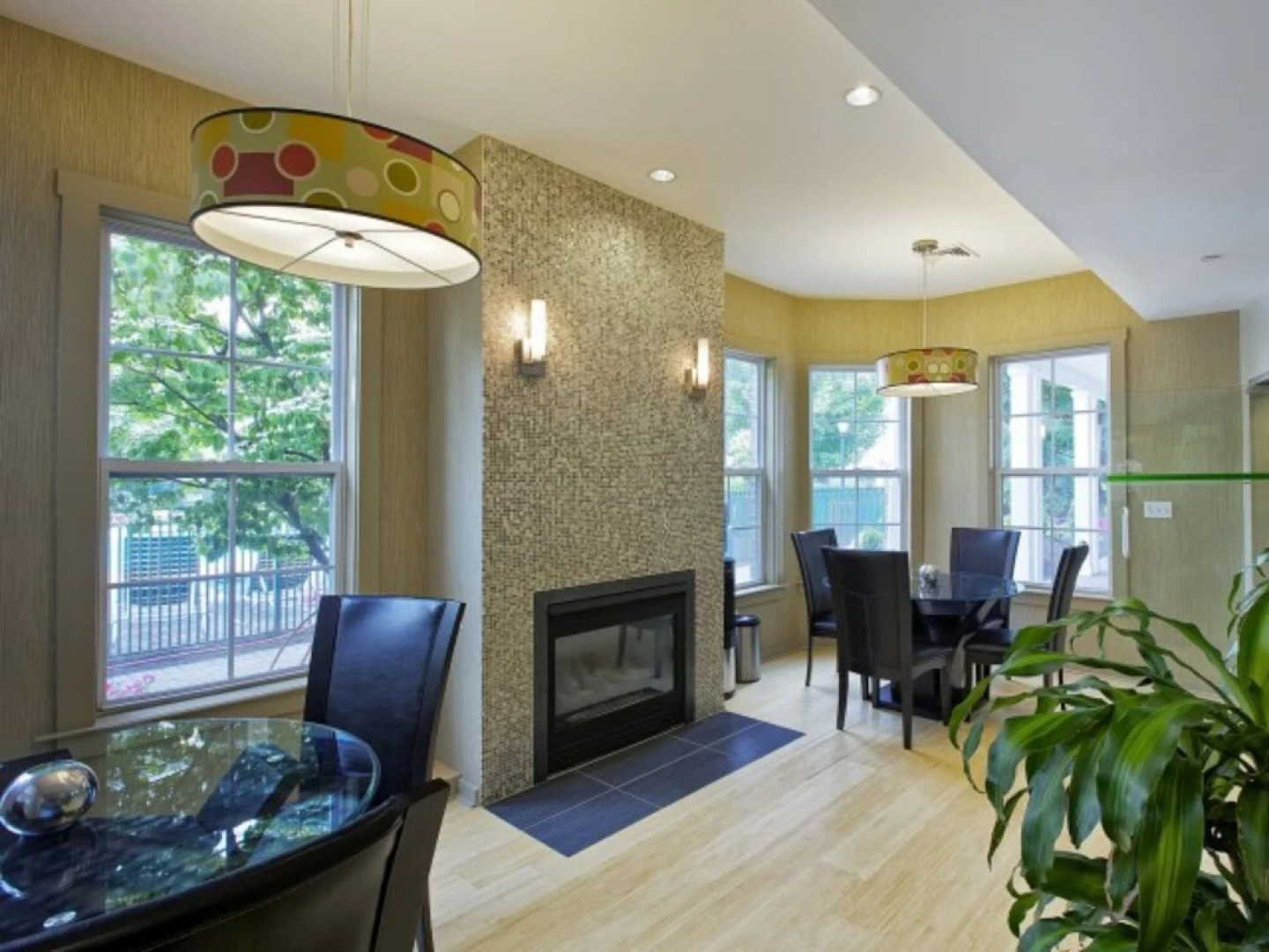 Global Luxury Suites at Broad Street