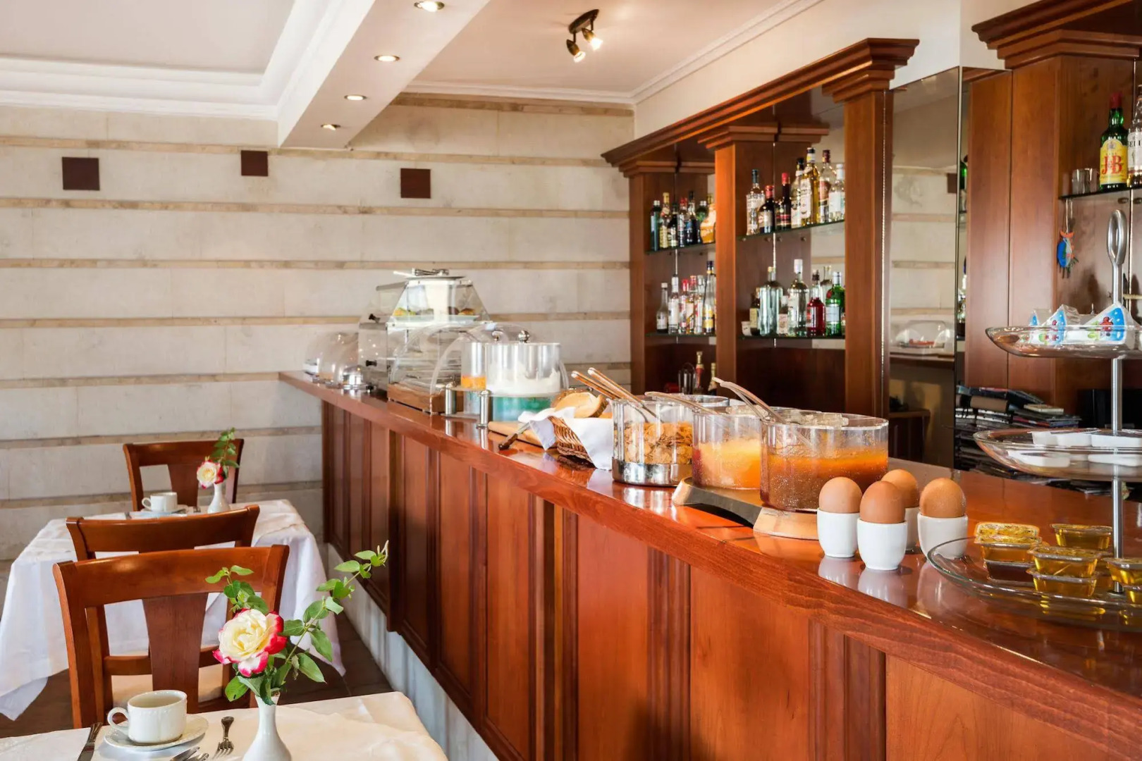 Andreolas Luxury Suites