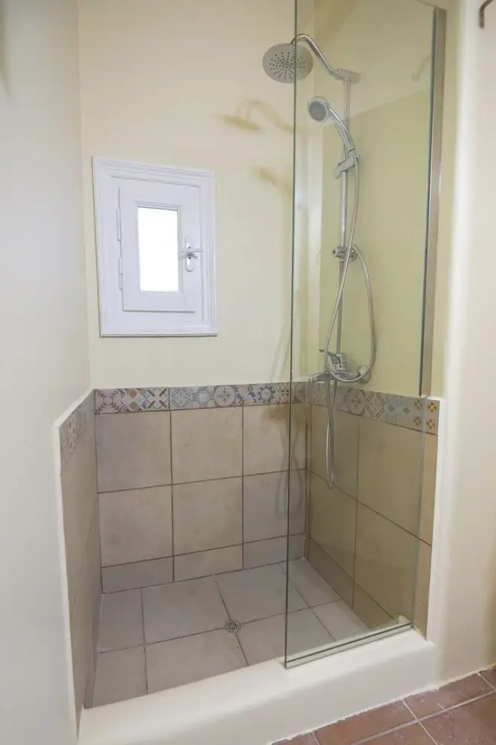 Mykonos Psarrou villa for 18 persons by VillaRentalsgr