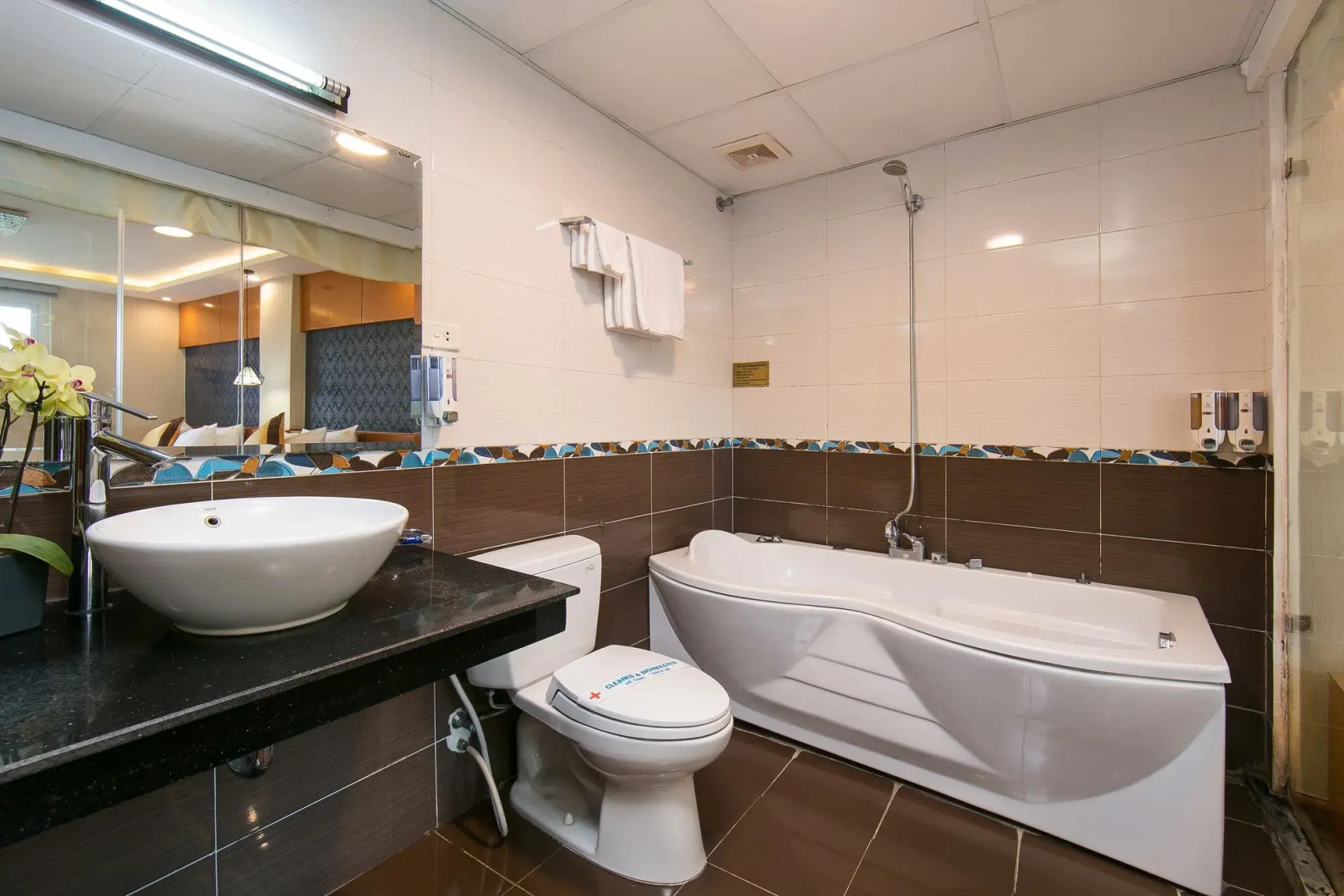 Hanoi Lotus Boutique Hotel