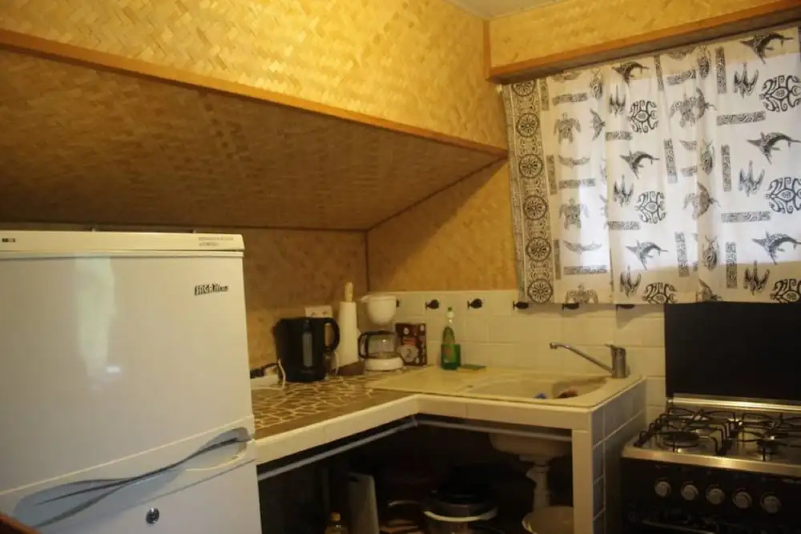 Apoomatai Bay Studio