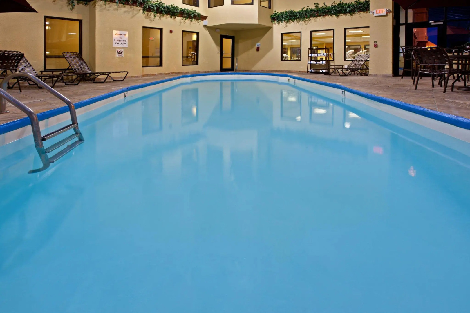 HOLIDAY INN EXPRESS & SUITES INDIANAPOLIS - EAST by IHG