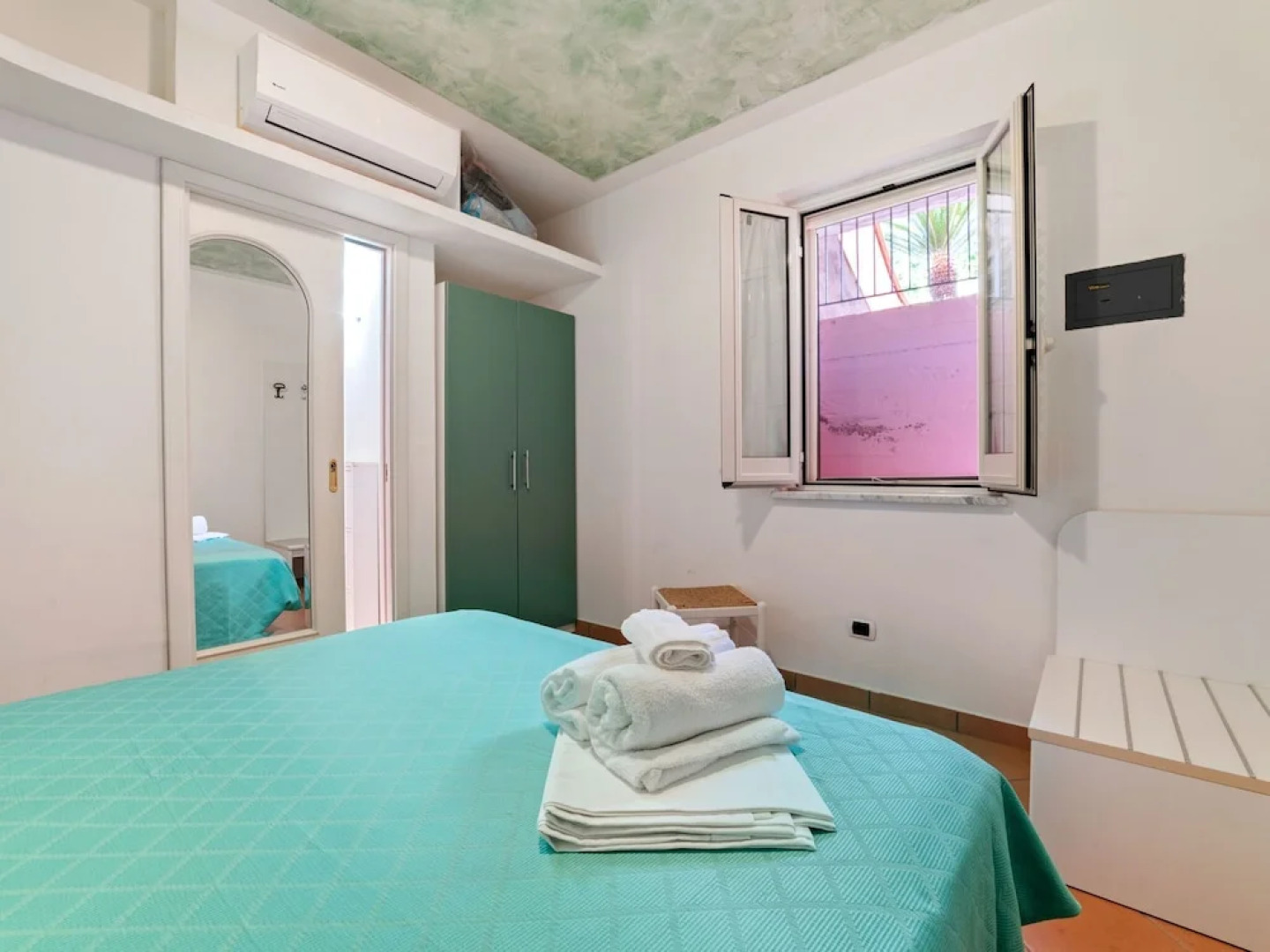 Pleasant Apartment in Villammare with Terrace