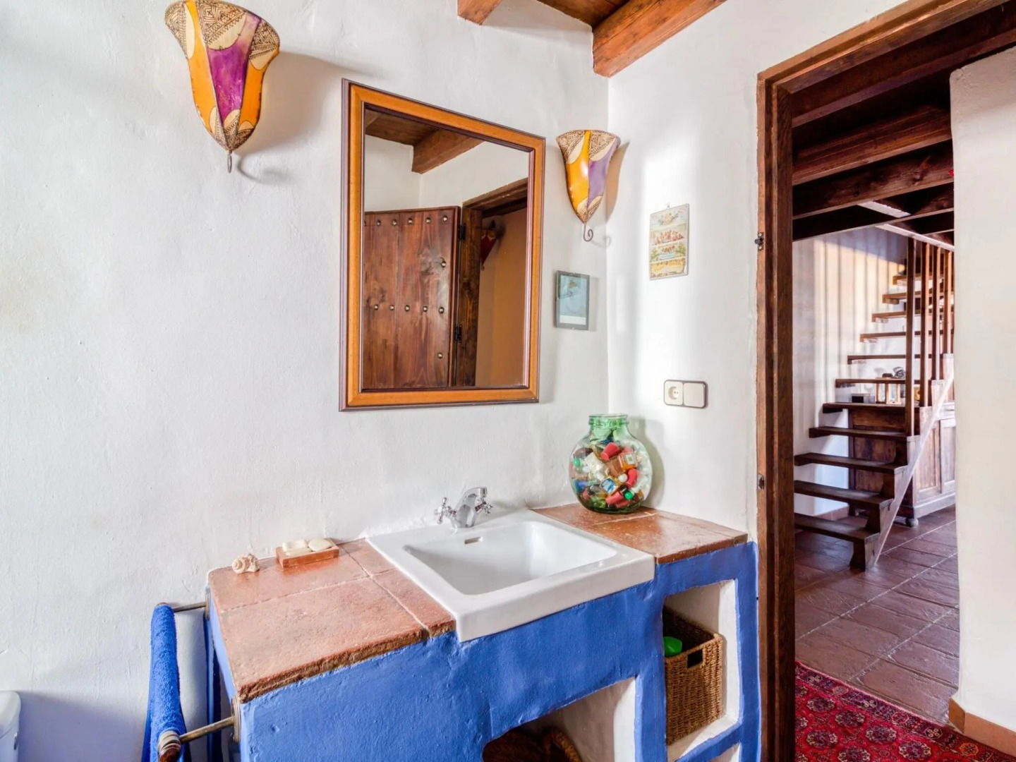 Lovely Cottage in Alcaucín near Sierra Tejeda Natural Park