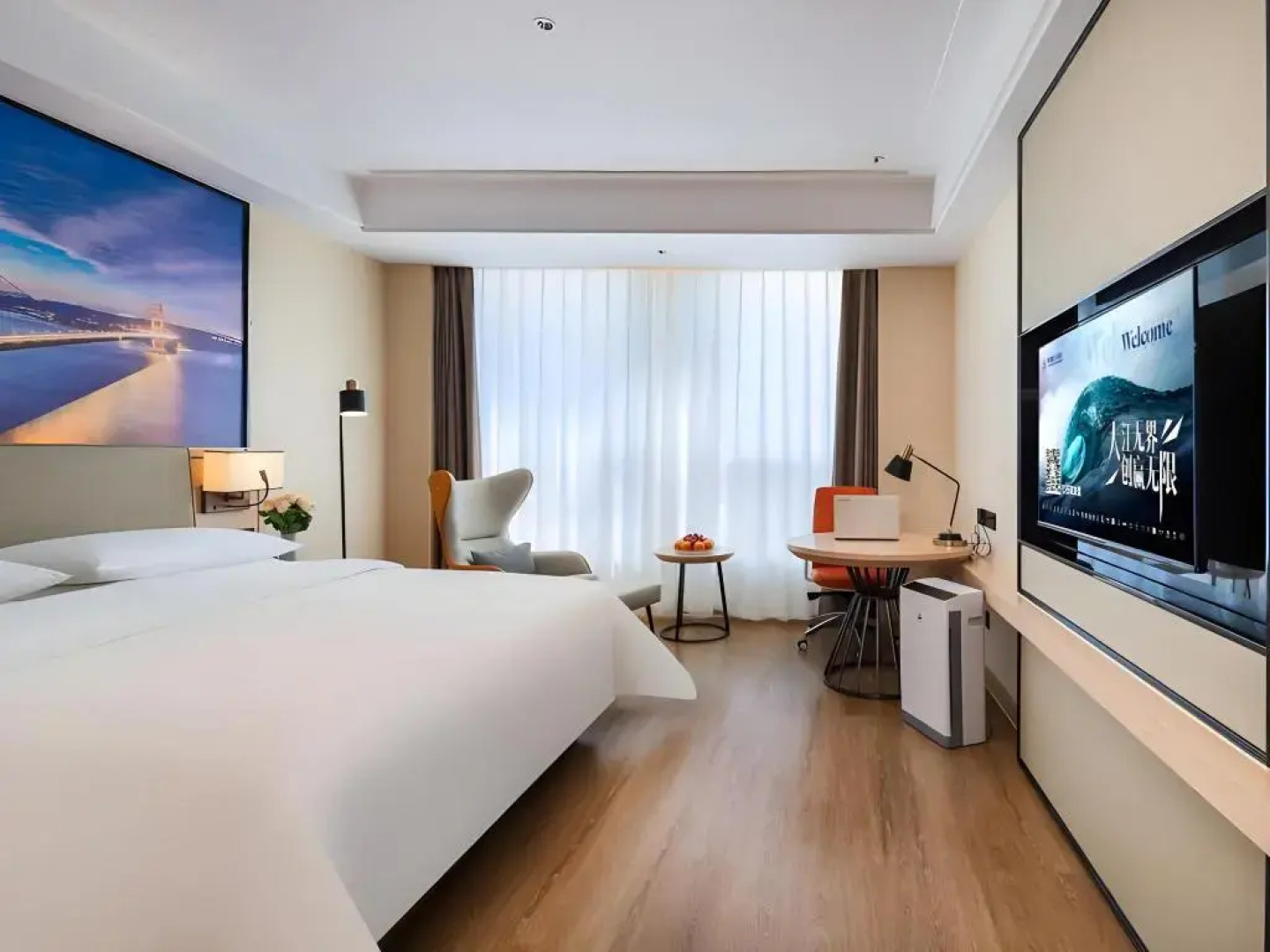 Vienna International Hotel (Luyi Passenger West Station)