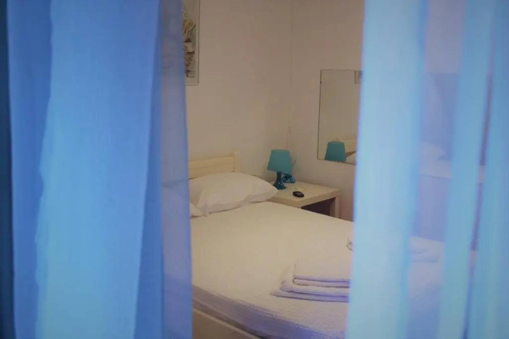 City Break Nearby Metro And Bus Express Airport