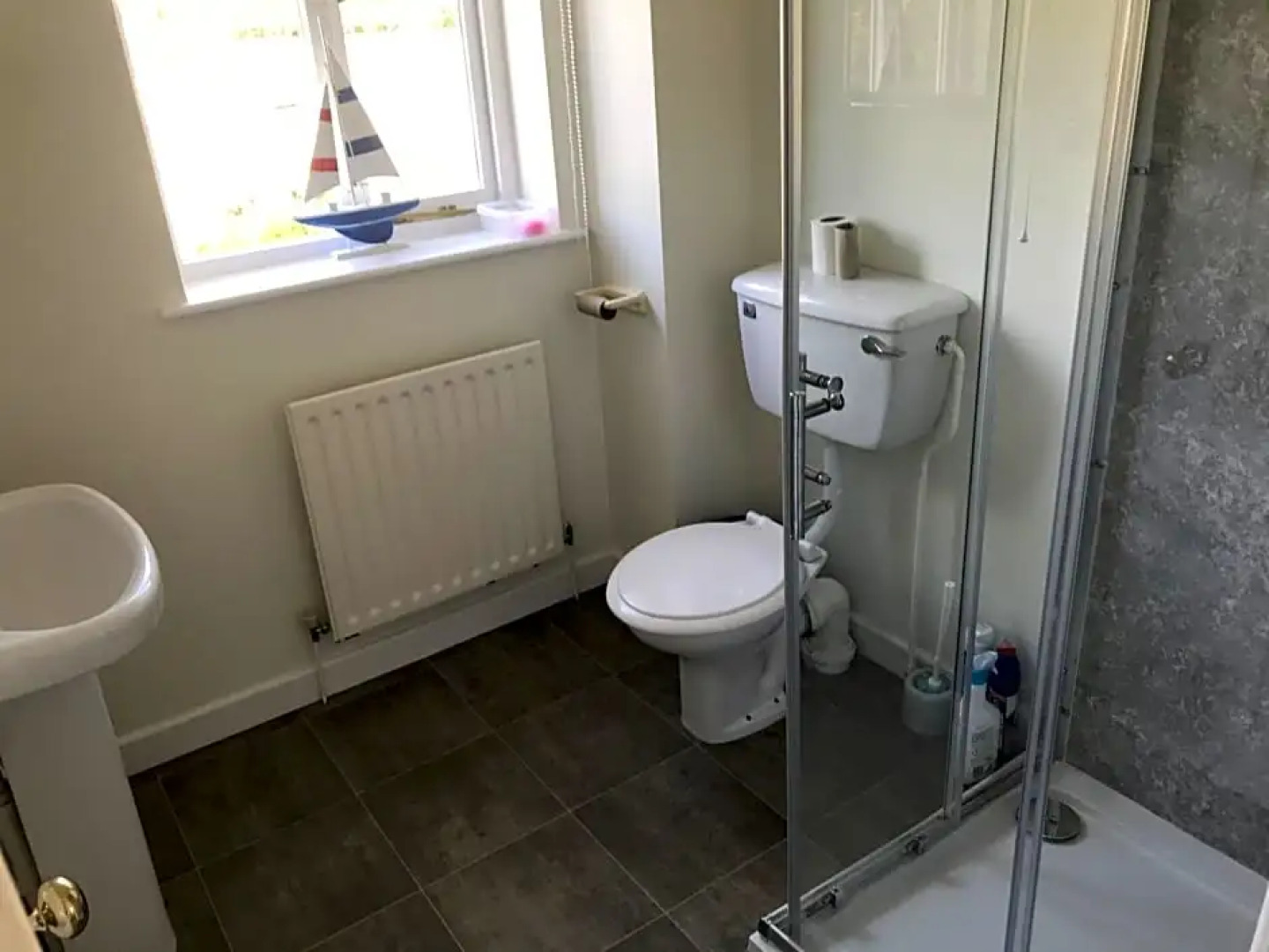 Old Mill House Bed and Breakfast, guest house