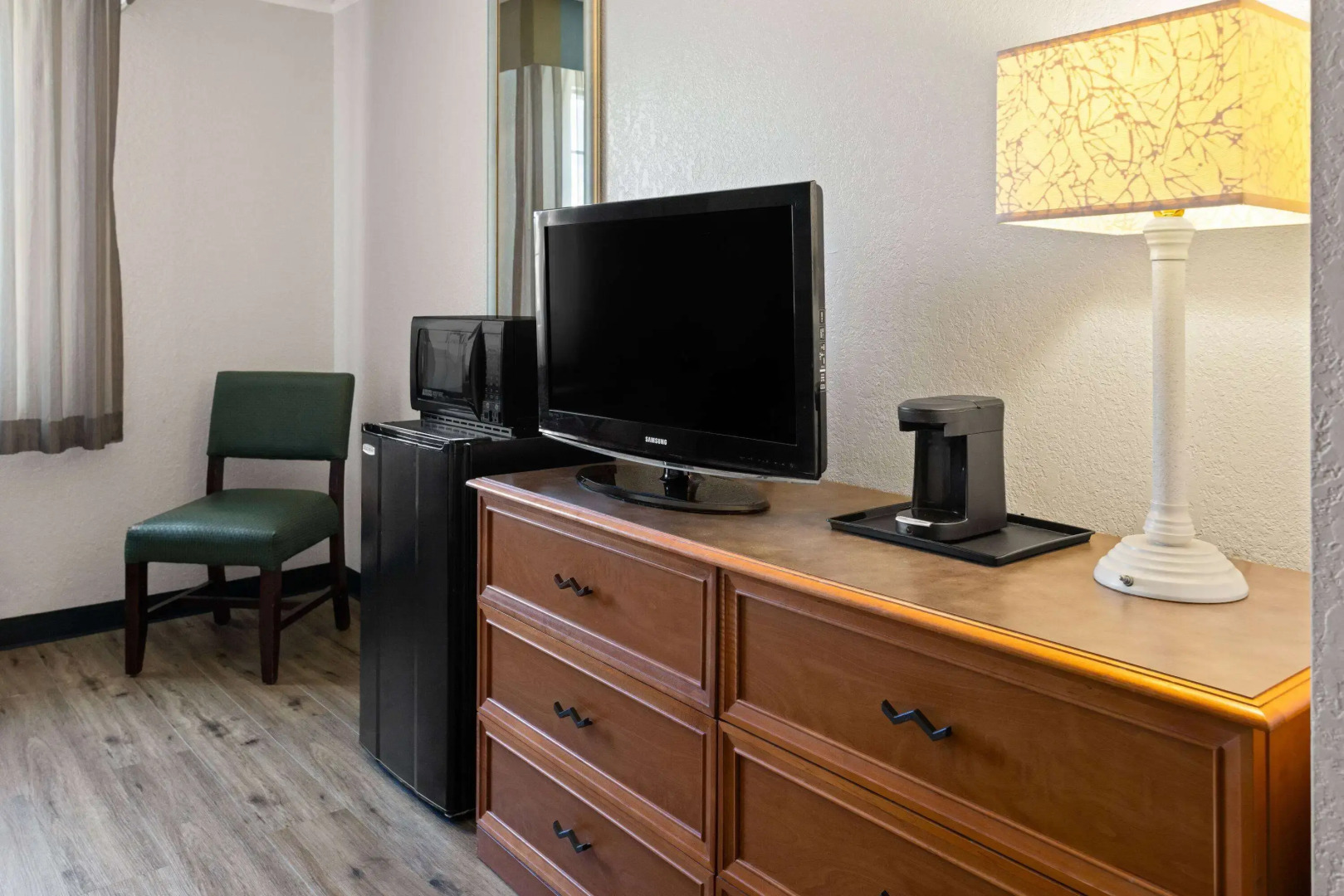 La Quinta Inn by Wyndham Pittsburgh Airport