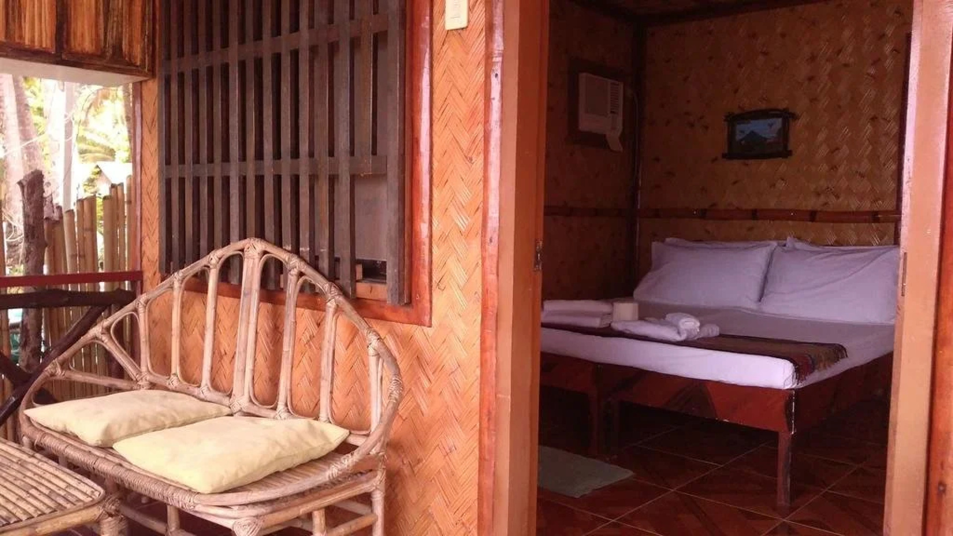 Talindak Beach Cottages