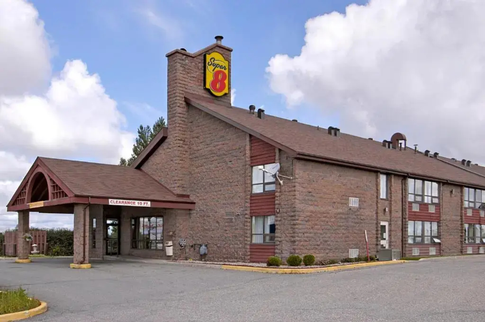Super 8 Timmins