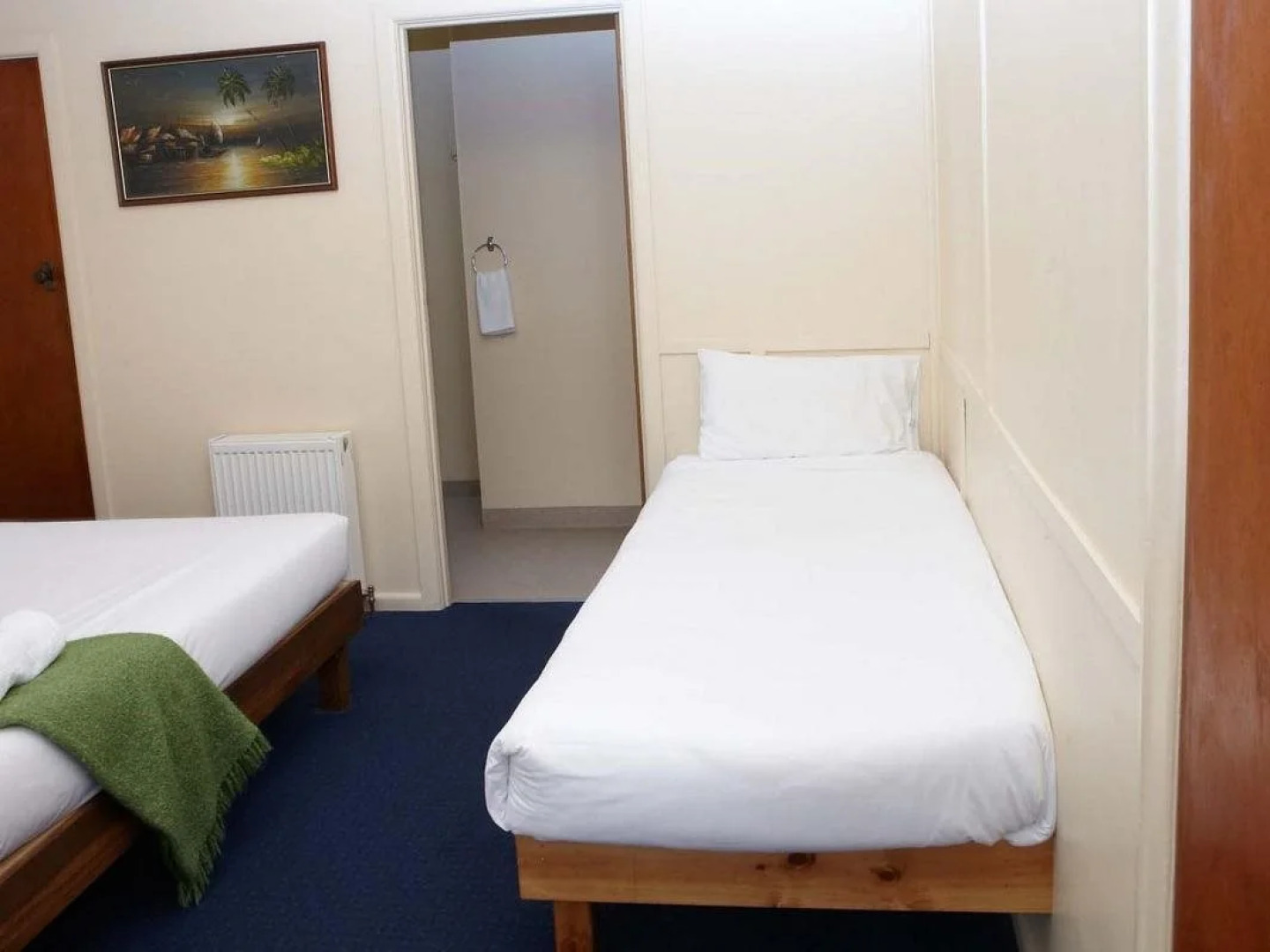 Hepburn Springs Chalet