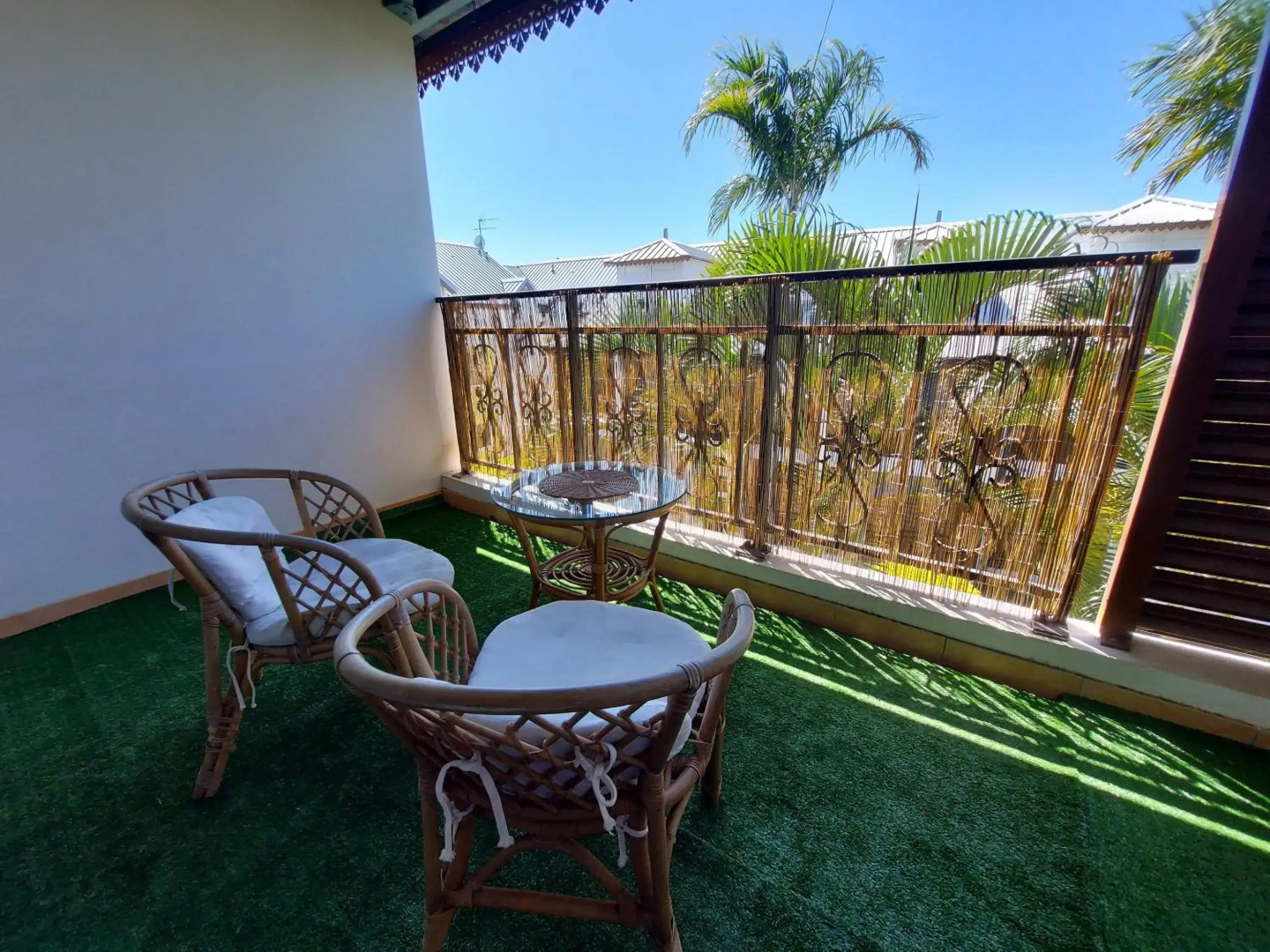 Studio climatisé proche aéroport, navette