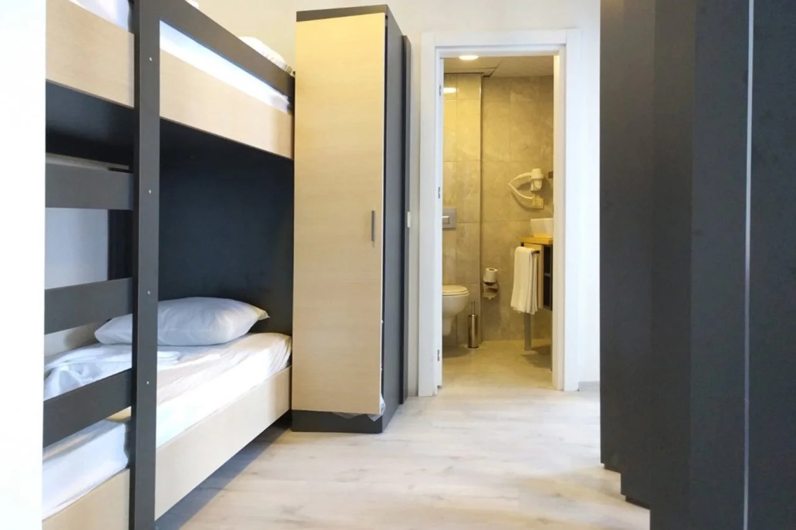 Attalos Smart Lara Star