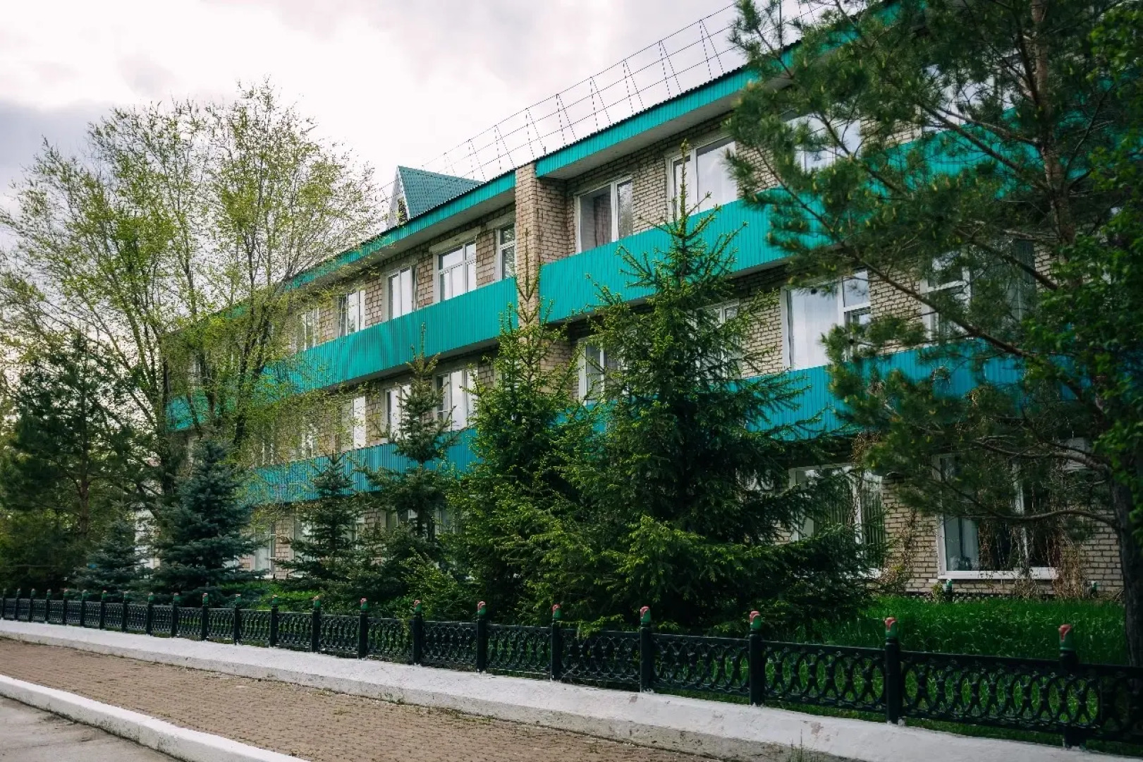 Zdravnitsa Zaural'ja