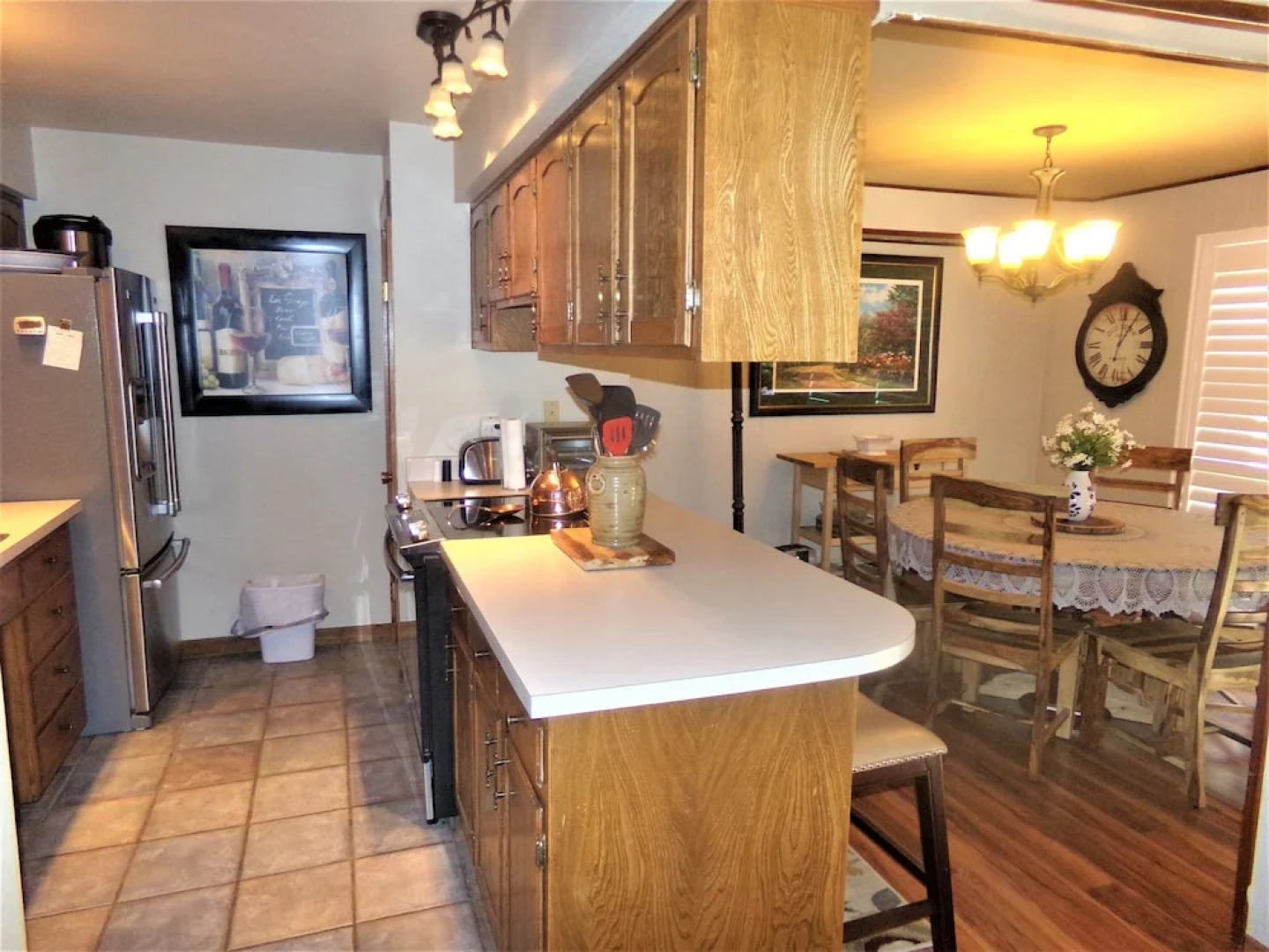 Lake Cliffe 1 Bed 1 Bath Views