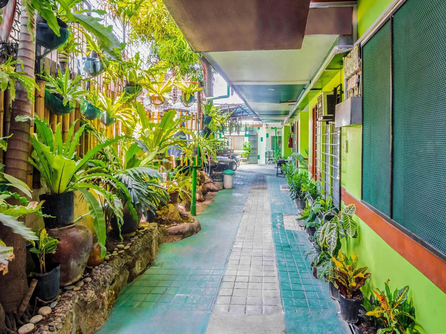 Maanyag Pension House