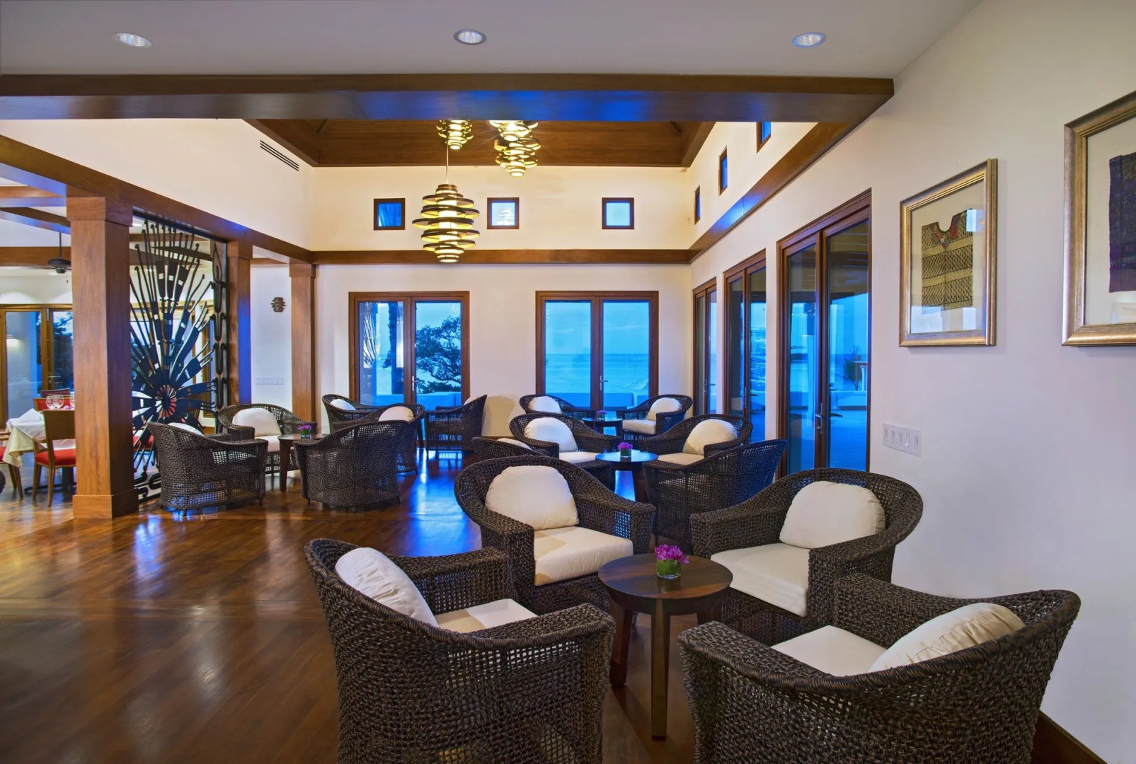 Las Verandas Hotel & Villas