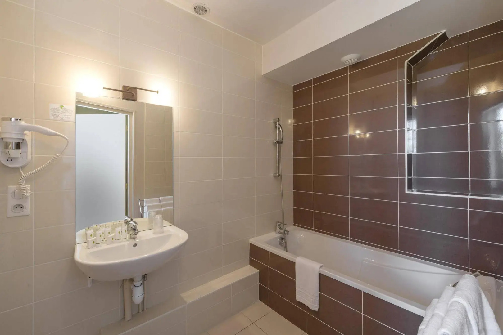 Hôtel Restaurant de la Poste et du Lion d'Or