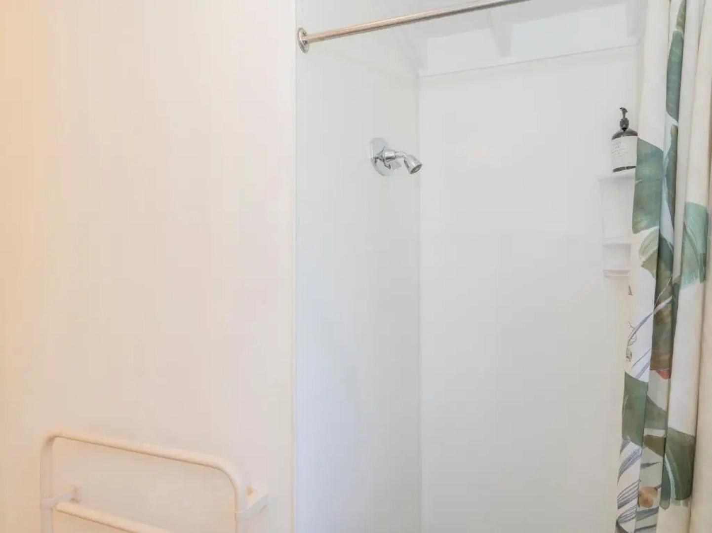 Cooks Crib - Cook's Beach Holiday Home