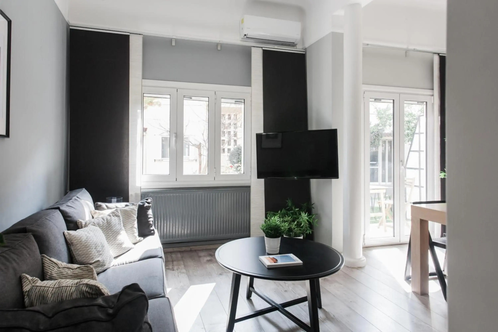 Unique 2BR Apartment in Filothei by UPSTREET