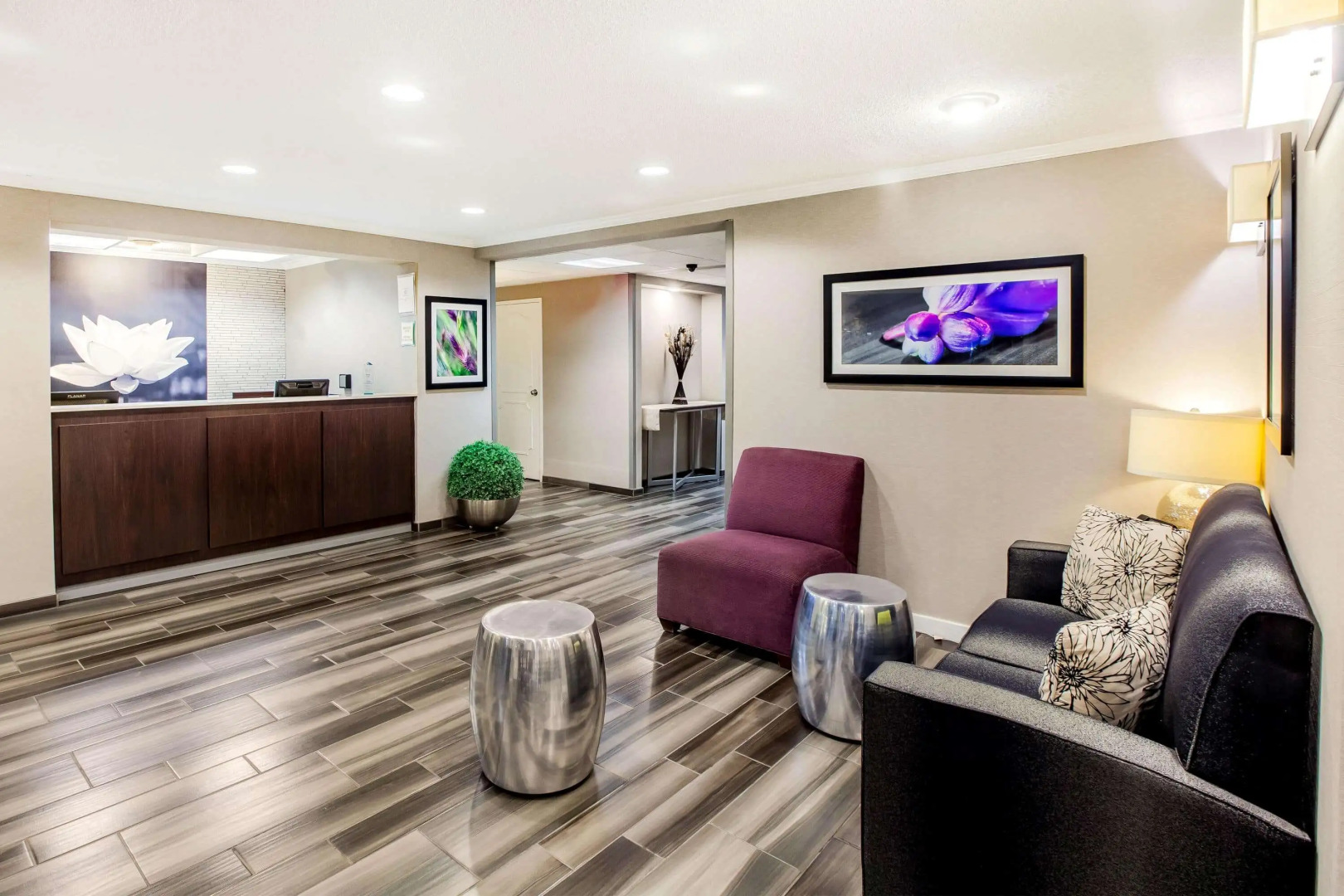La Quinta Inn & Suites by Wyndham Houston Baytown East