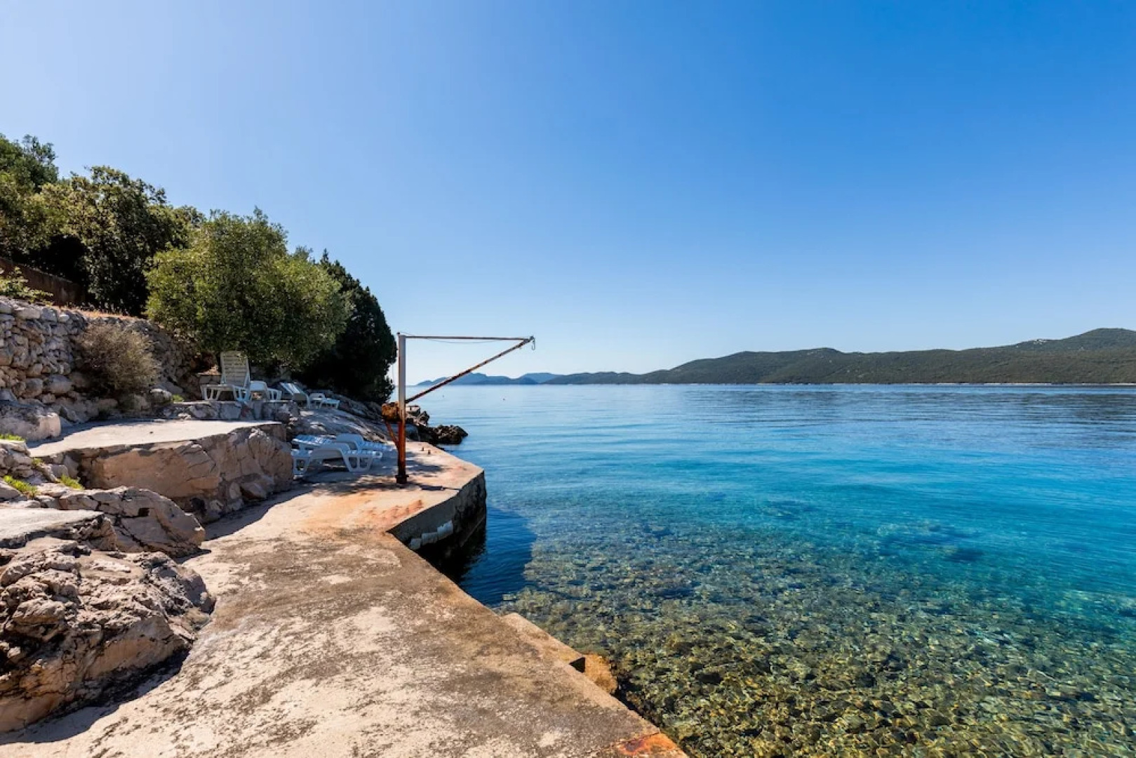 Sea Front Apartment 1