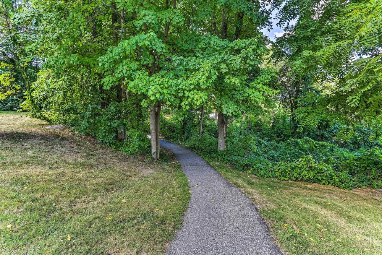 Gorgeous Vernon Township Condo w/ Balcony!