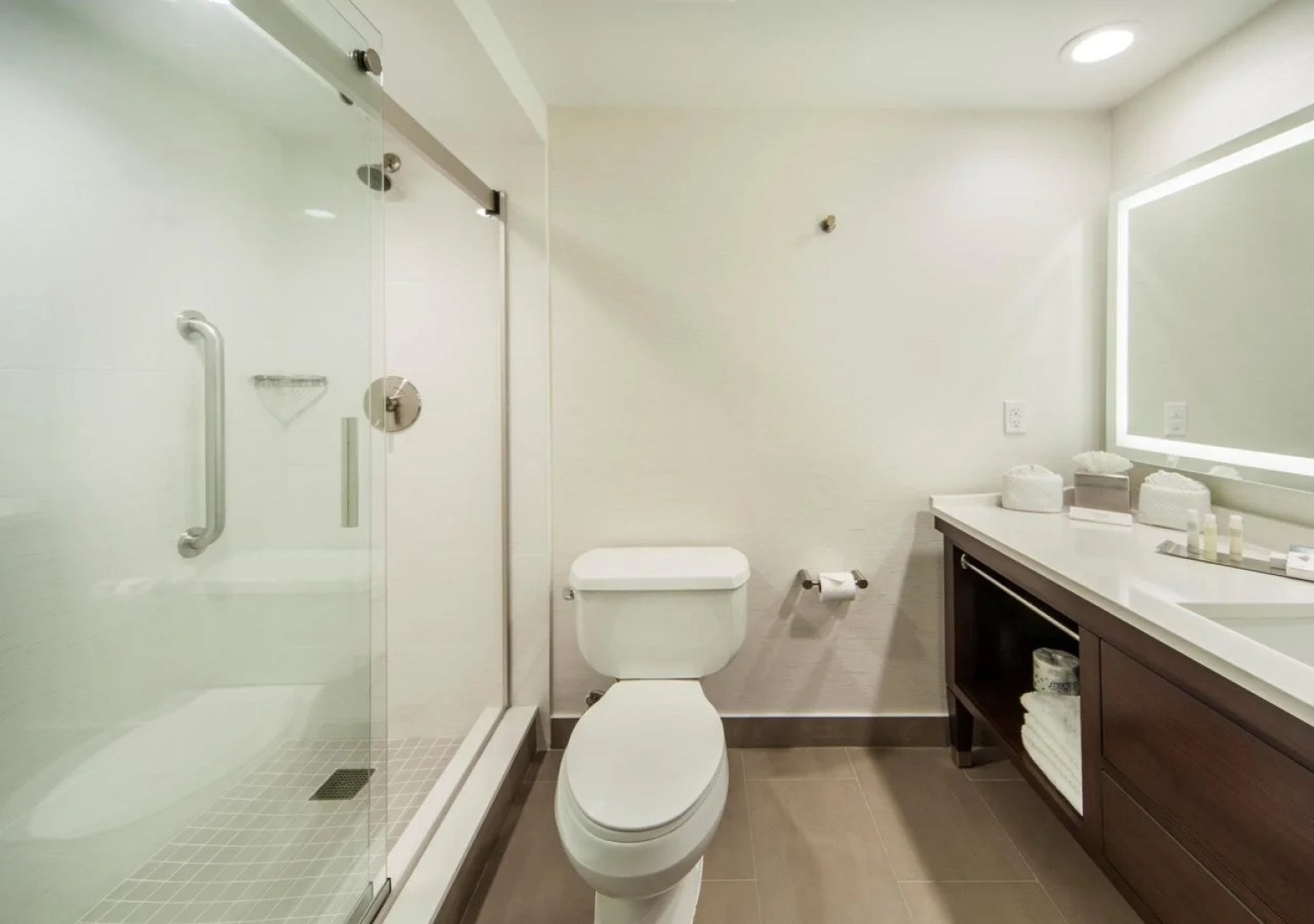 DoubleTree by Hilton Hotel Nanuet