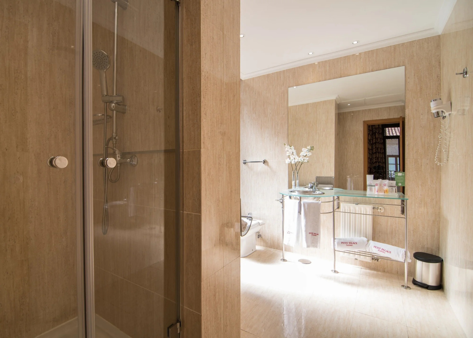 Petit Palace Preciados