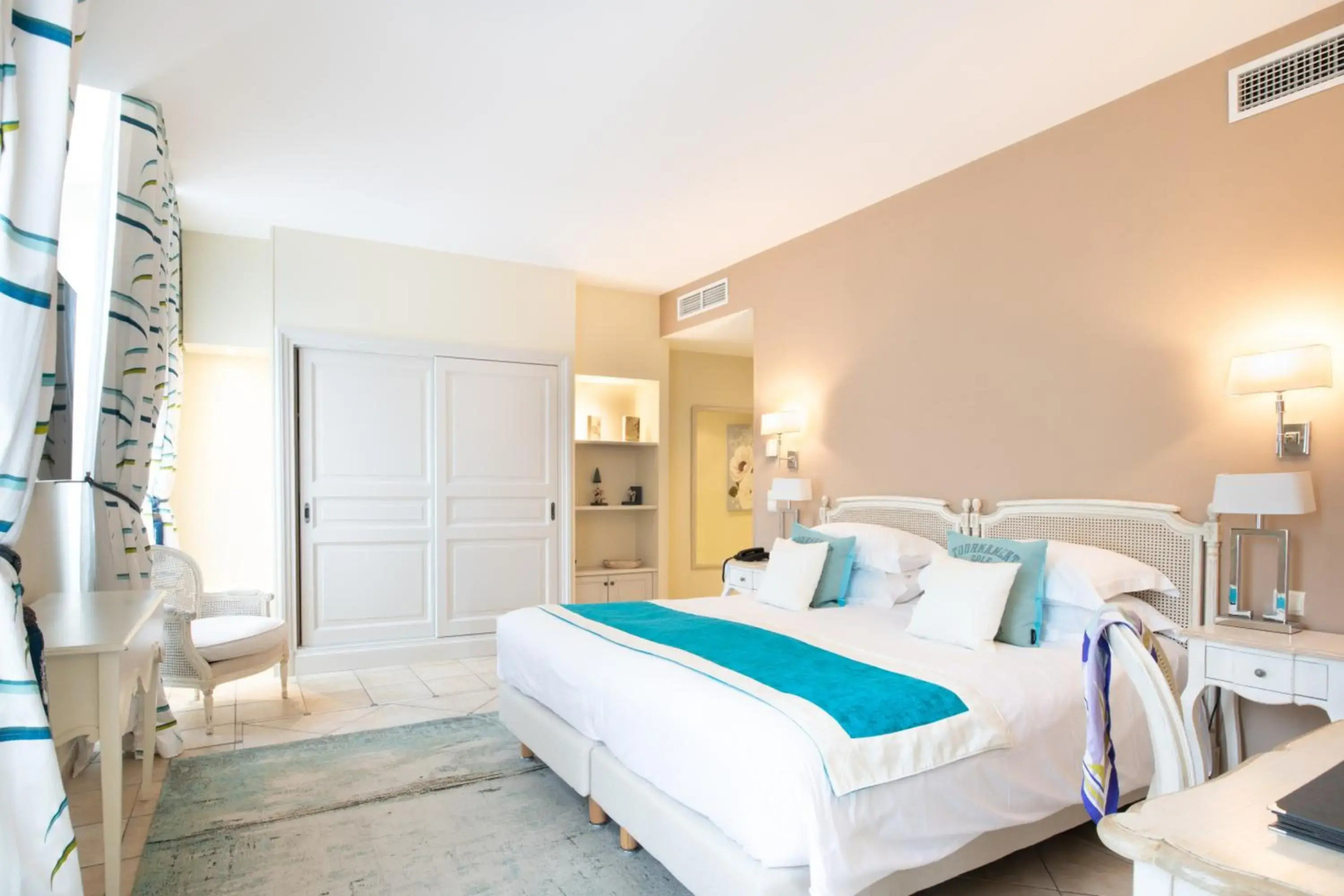 Hôtel Golf & Spa Château de la Bégude, The Originals Collection