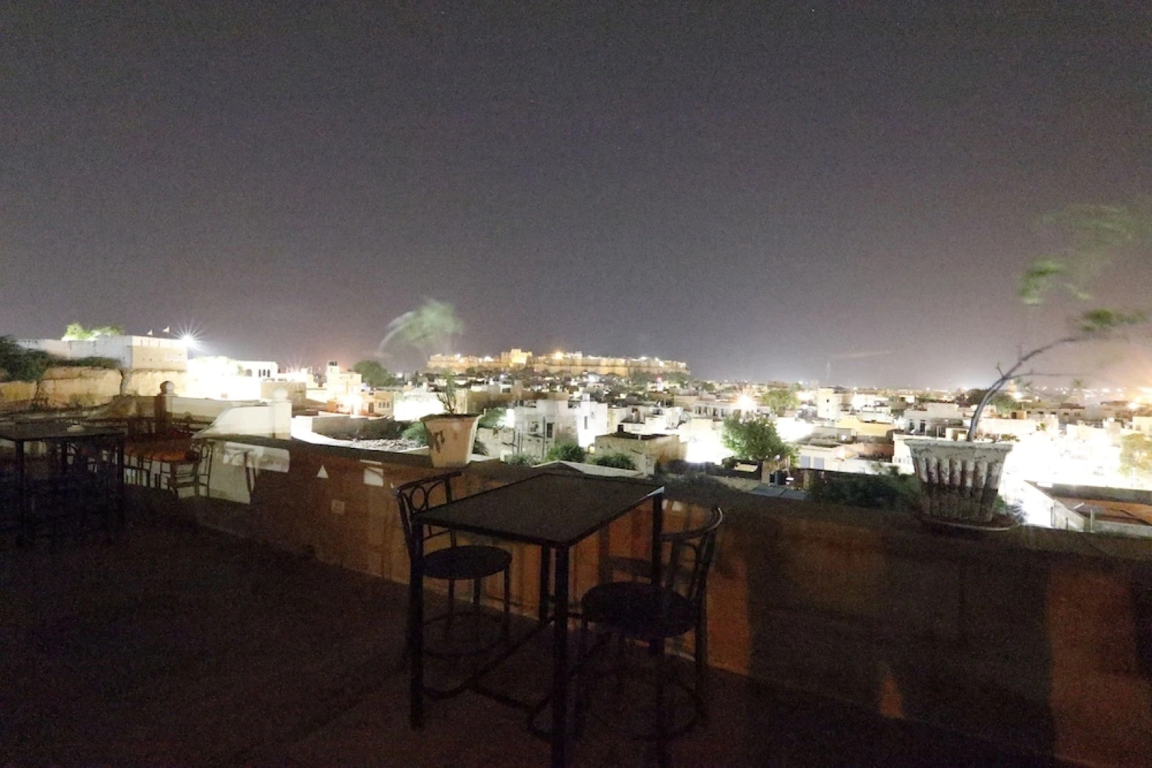 Vista Rooms at Patwa Haveli Road