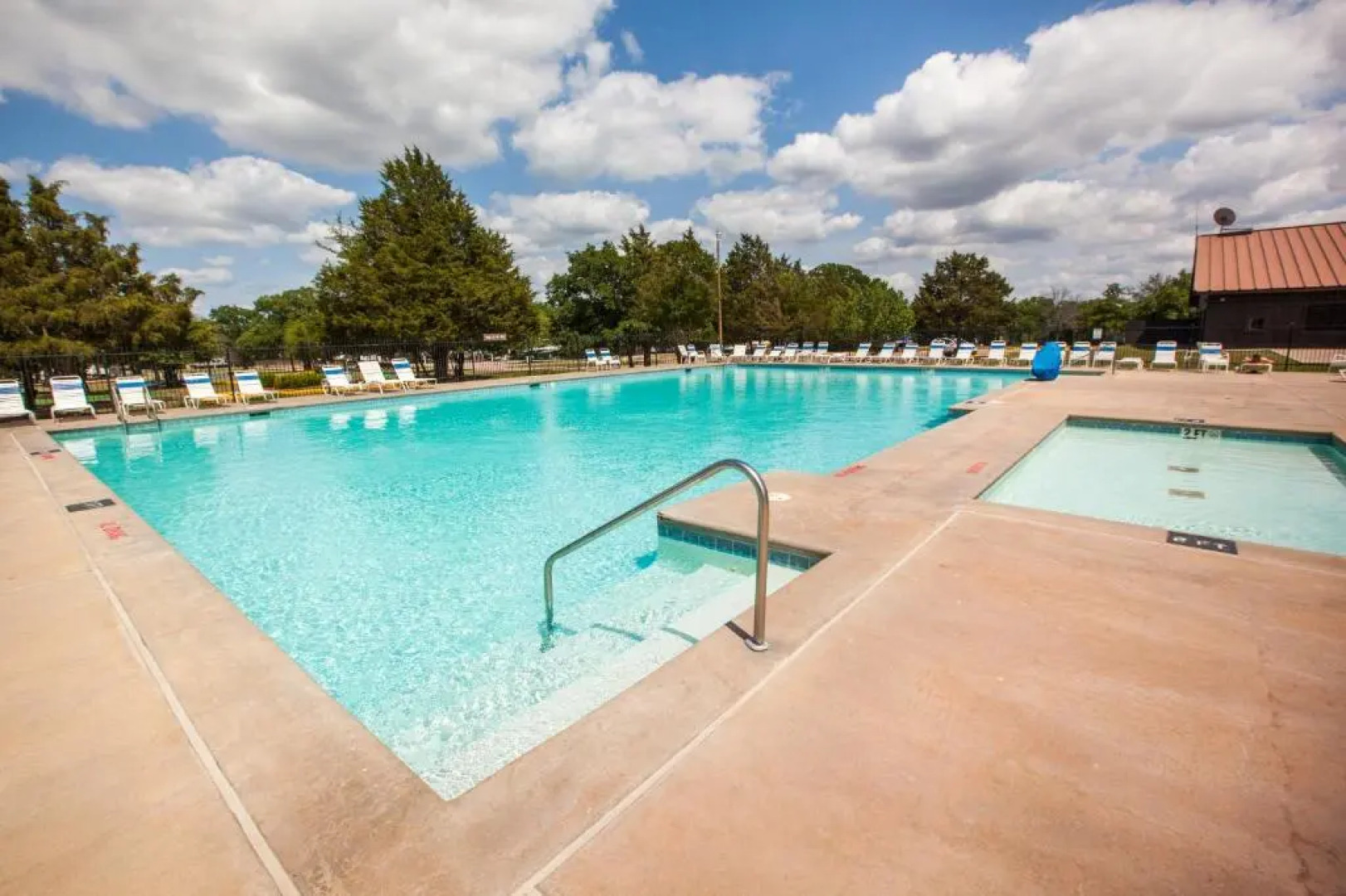 Lake Texoma Camping Resort Cabin 4