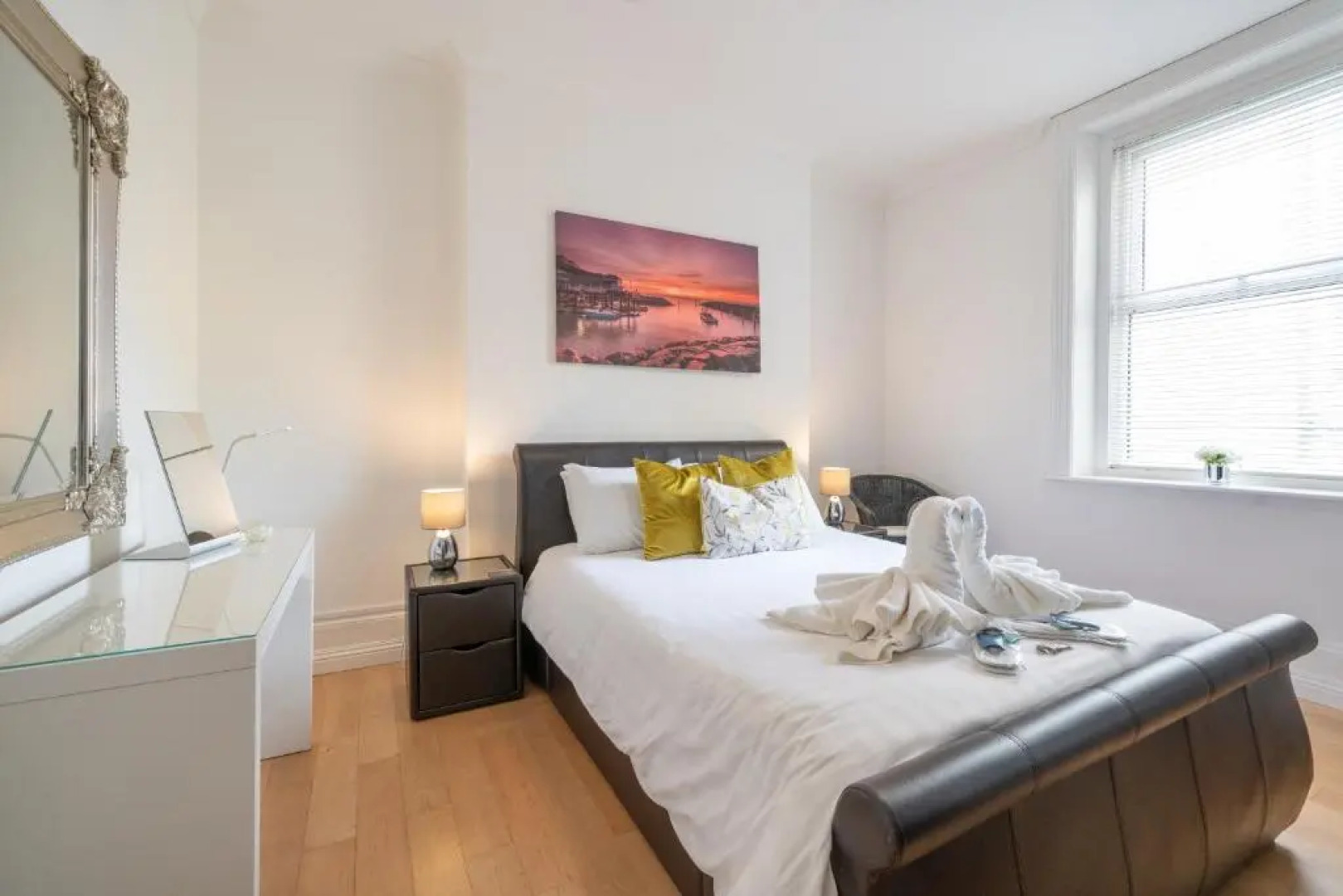 Stunning sea views Ventnor Apartment