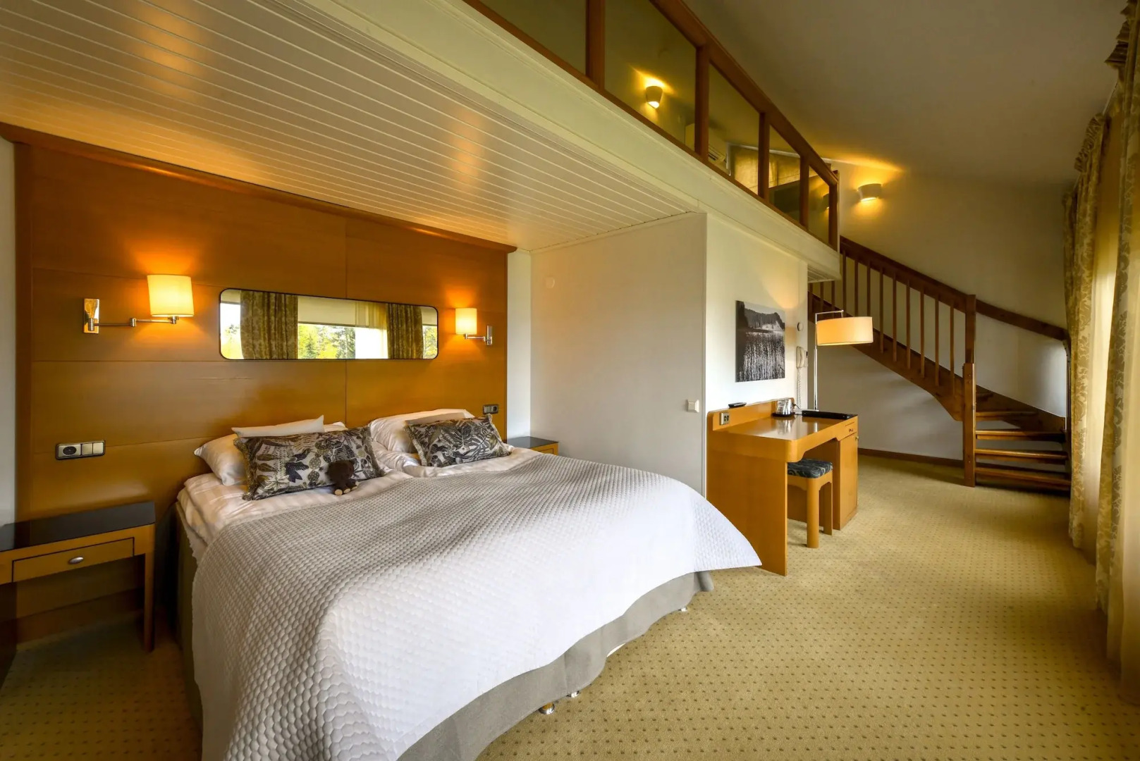 Hotel Aateli Lakeside