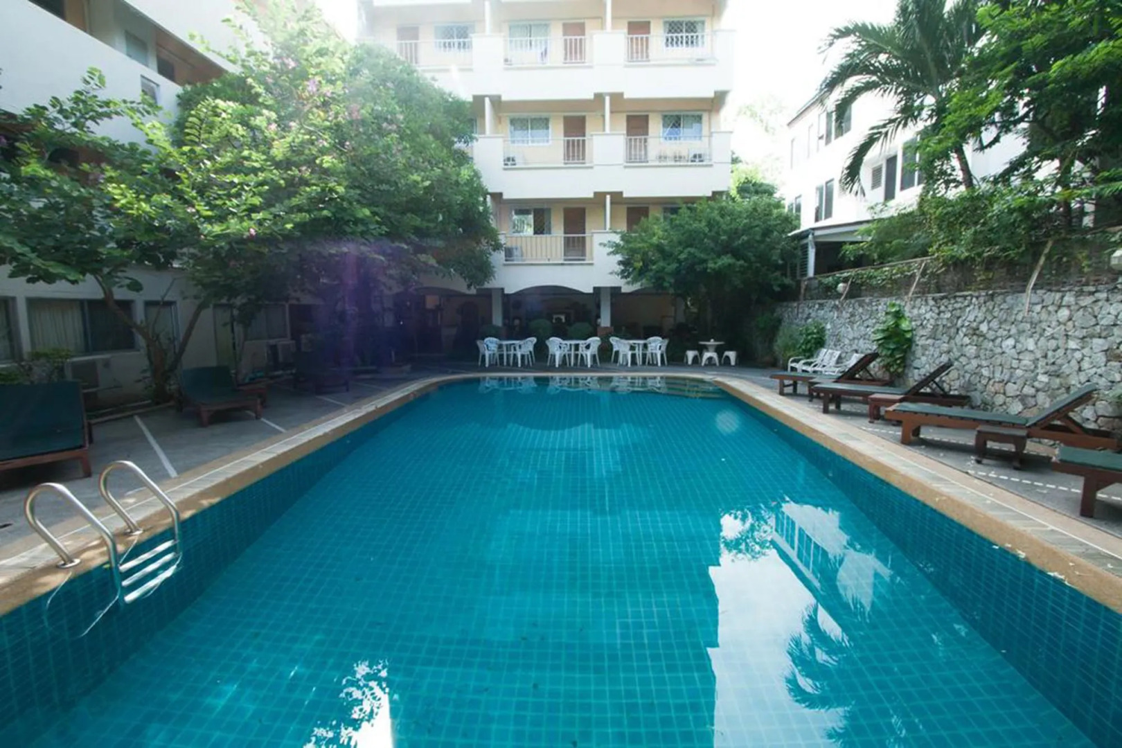 Sawasdee Place Hotel