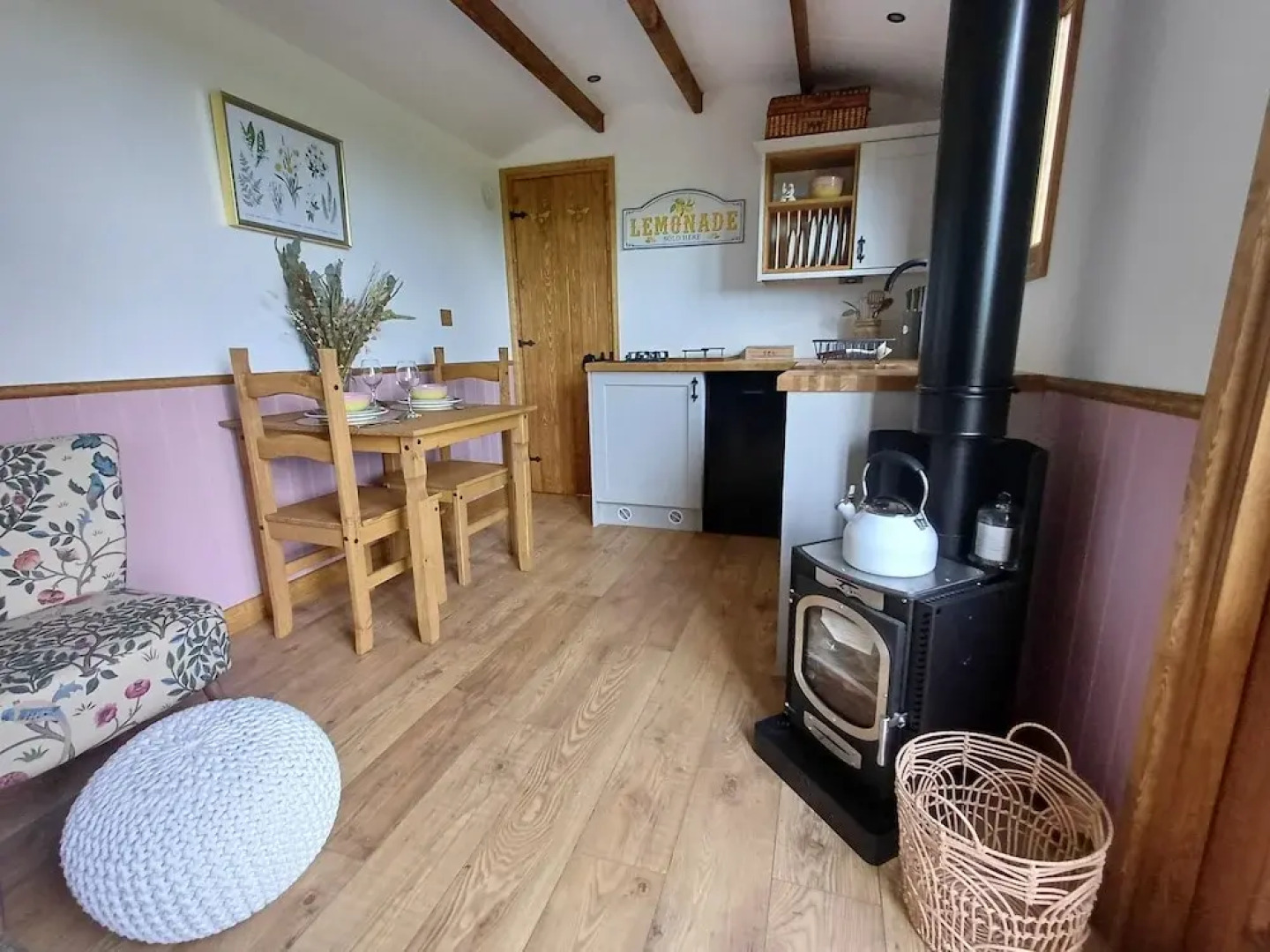 The Heartwood - Luxury Cabin Near York