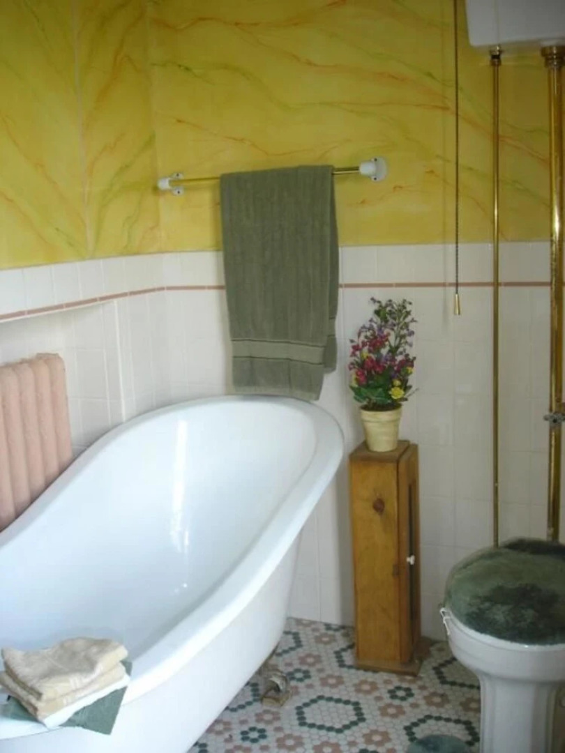 Montgomery Mansion Bed and Breakfast