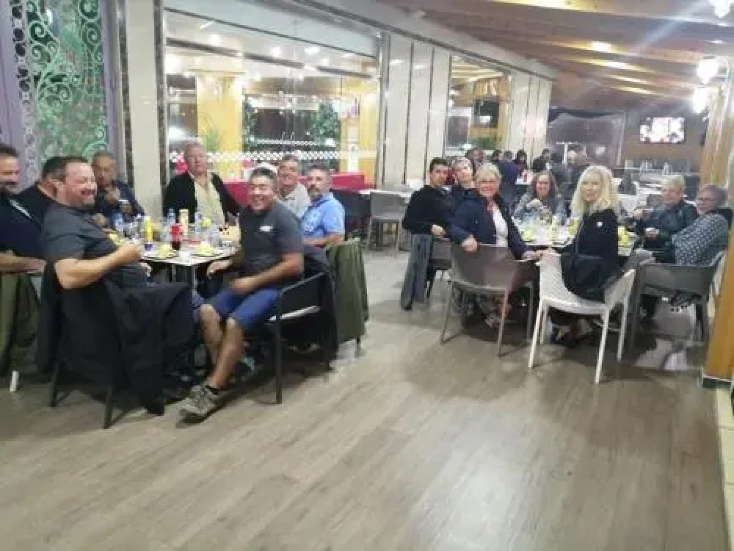 Hotel Hadaik Ain Asserdoune