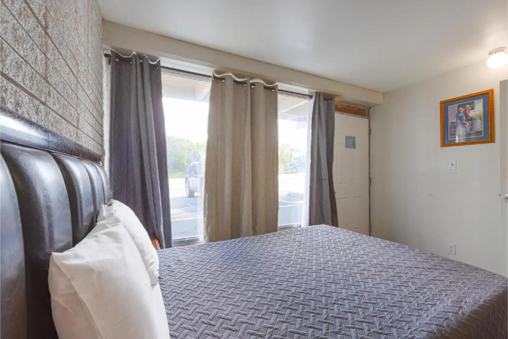 Sonrise Inn Lincoln Hwy By OYO