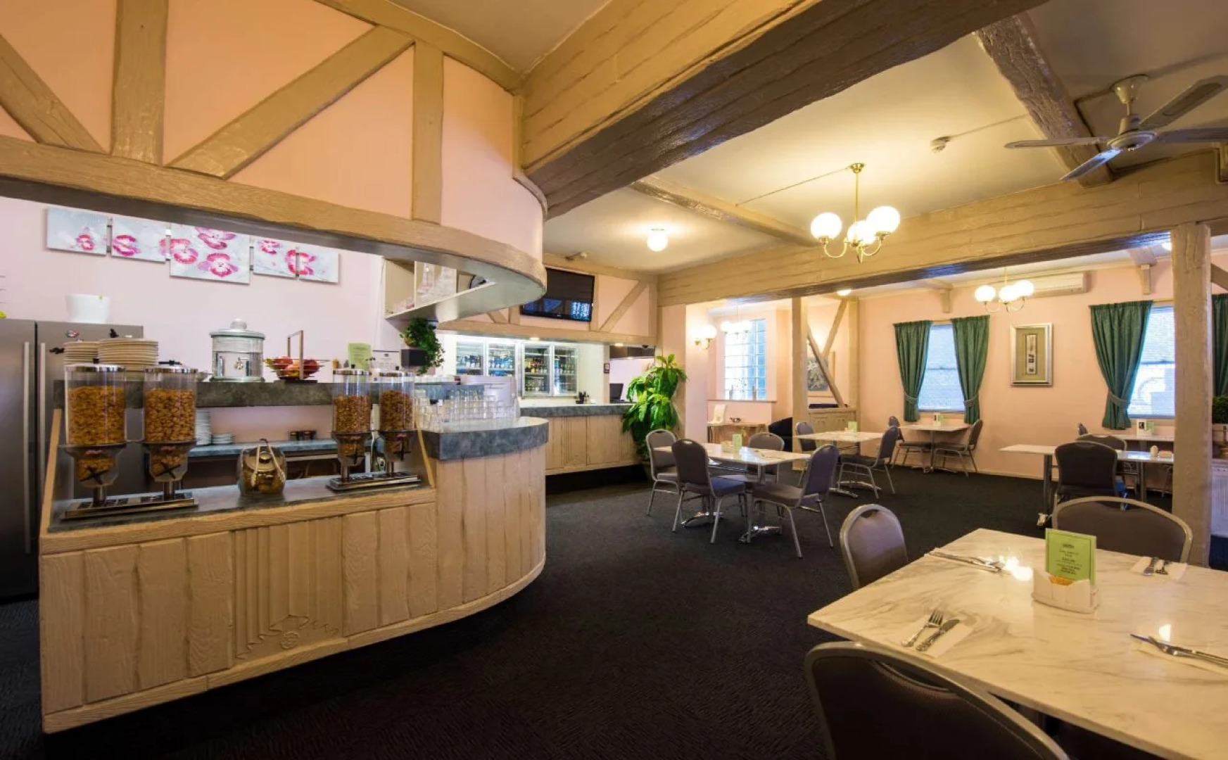 Best Western Balmoral Motor Inn