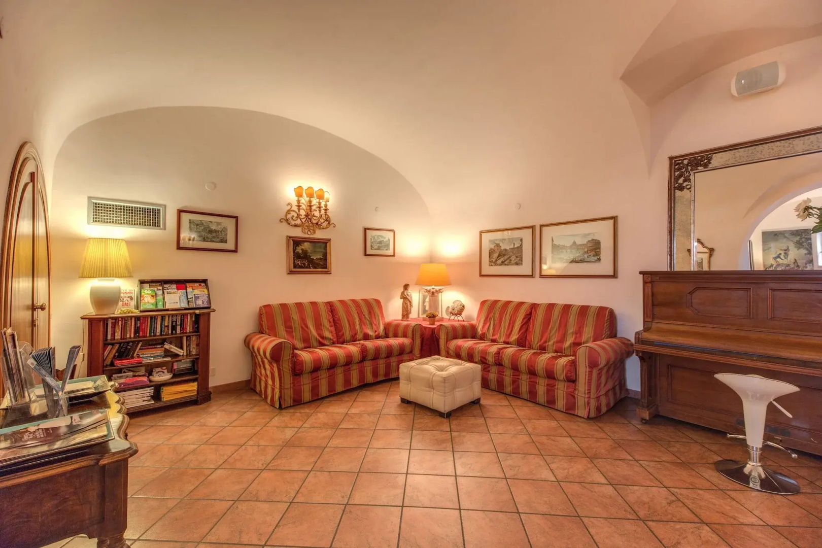 Hotel Corona